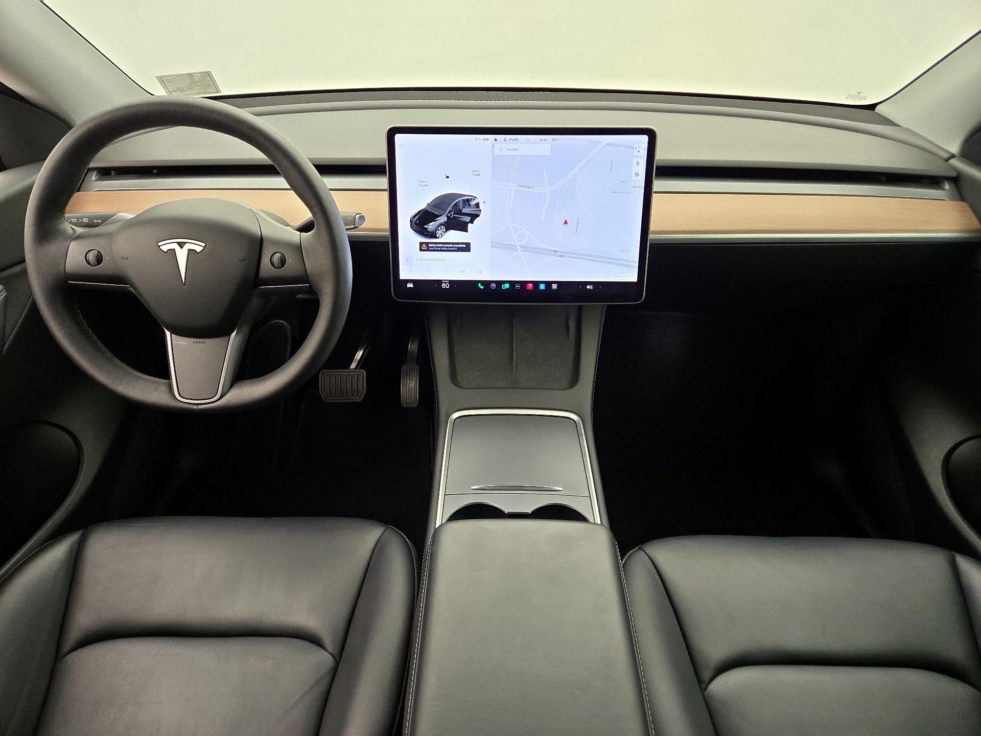 Thumbnail: 2022 Tesla Model Y - 9