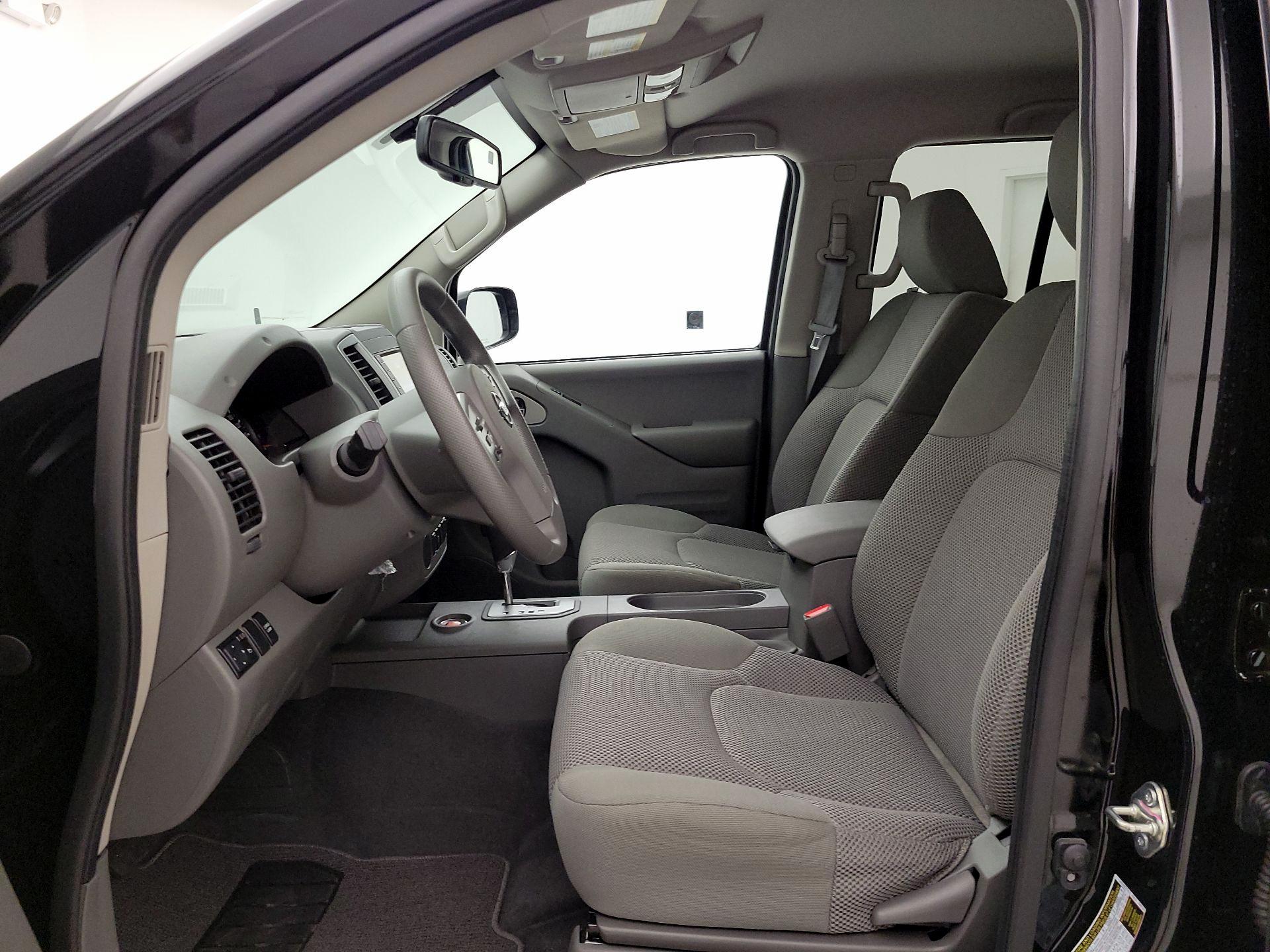 Thumbnail: 2020 Nissan Frontier - 11