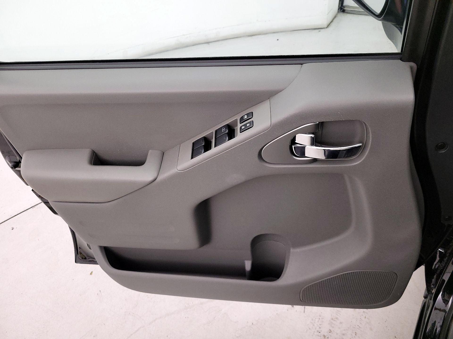 Thumbnail: 2020 Nissan Frontier - 12