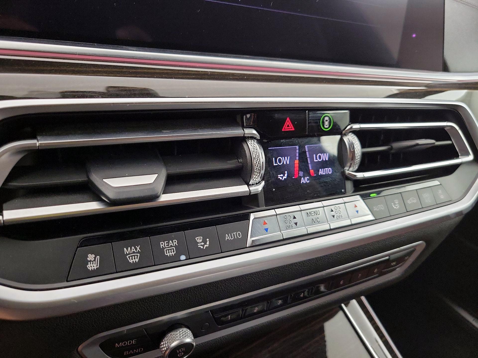 Thumbnail: 2020 BMW X5 - 17