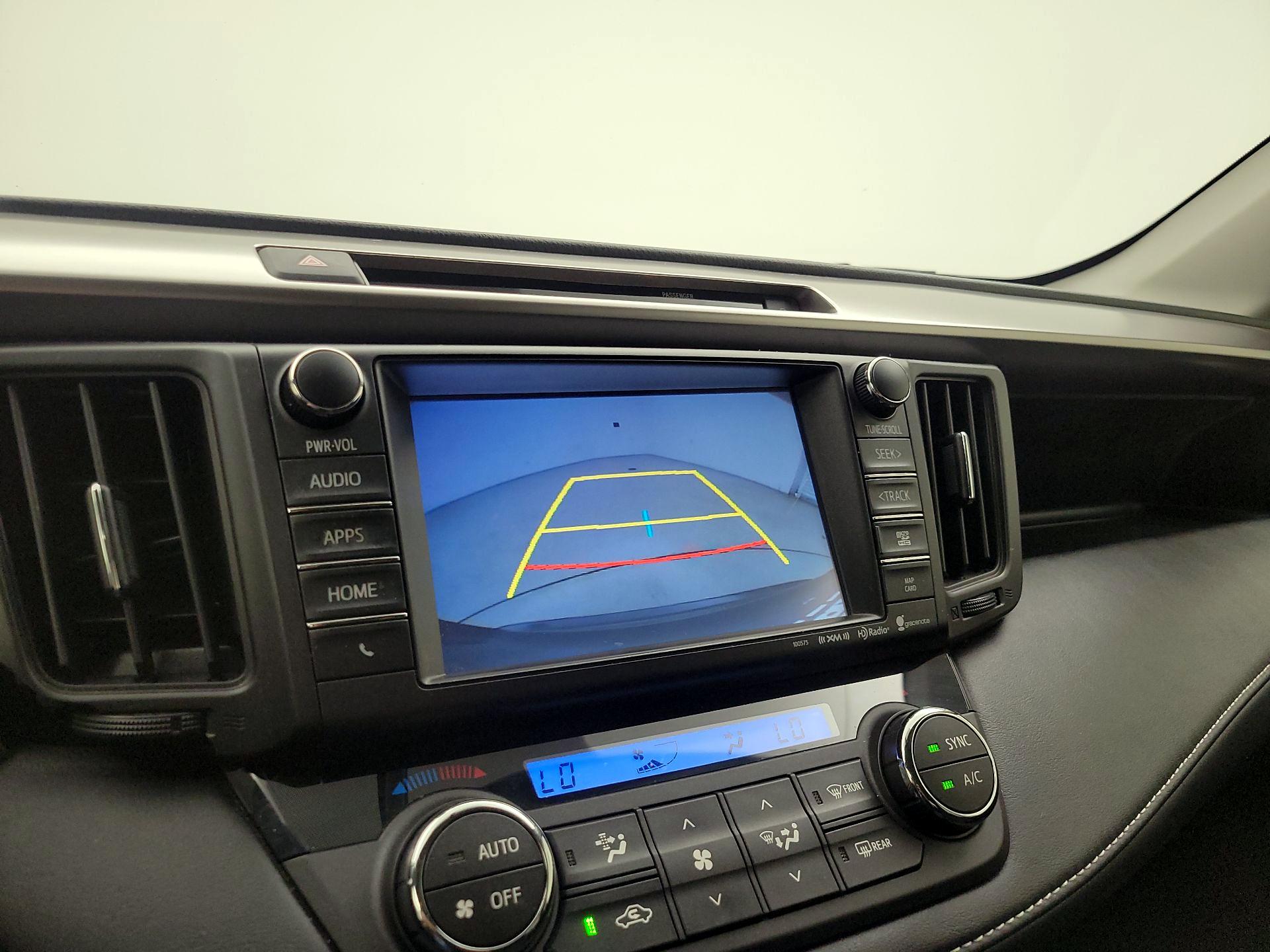 Thumbnail: 2016 Toyota RAV4 - 14