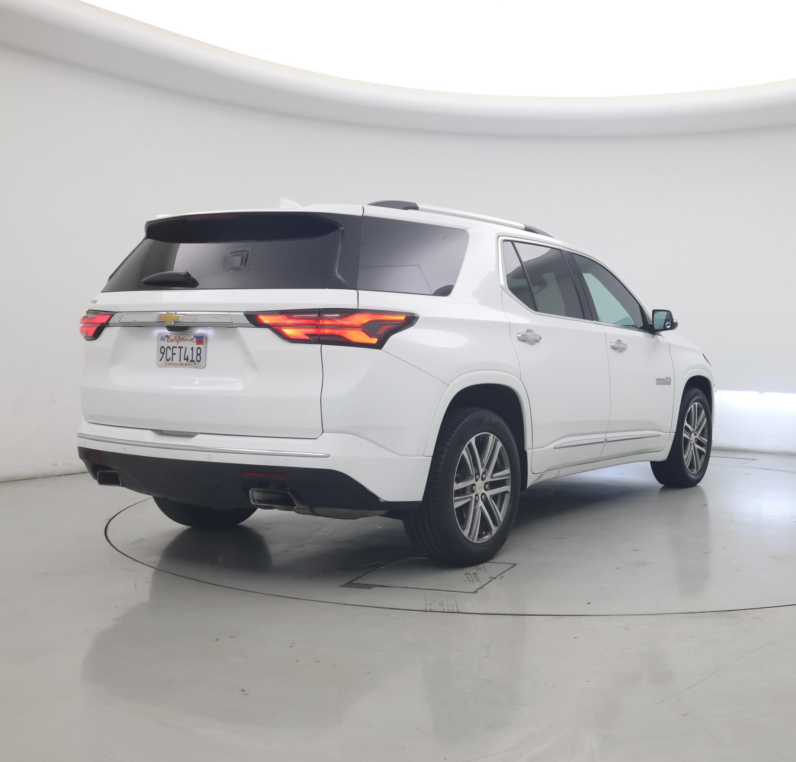 Thumbnail: 2023 Chevrolet Traverse - 8