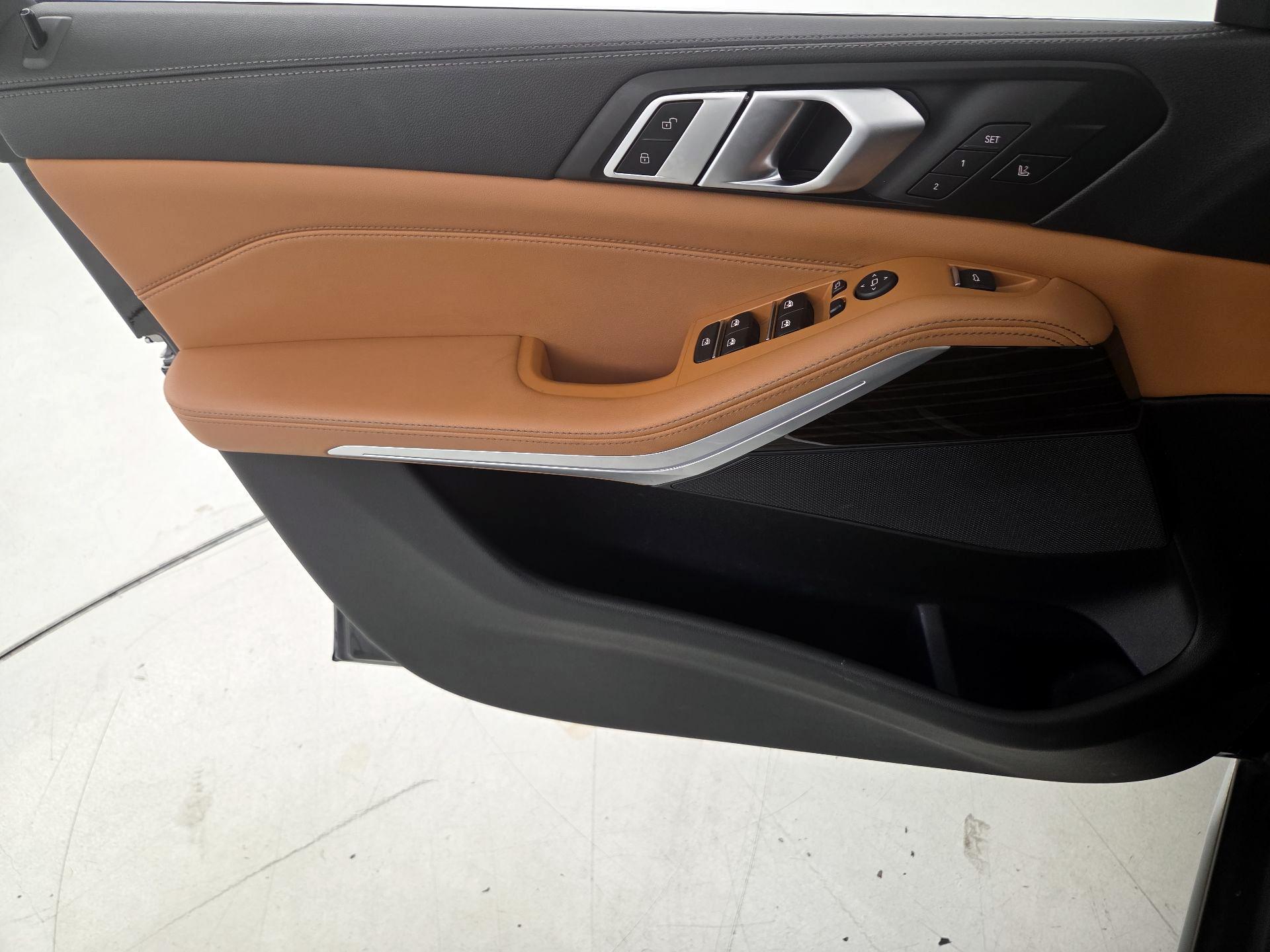 Thumbnail: 2023 BMW X5 - 12