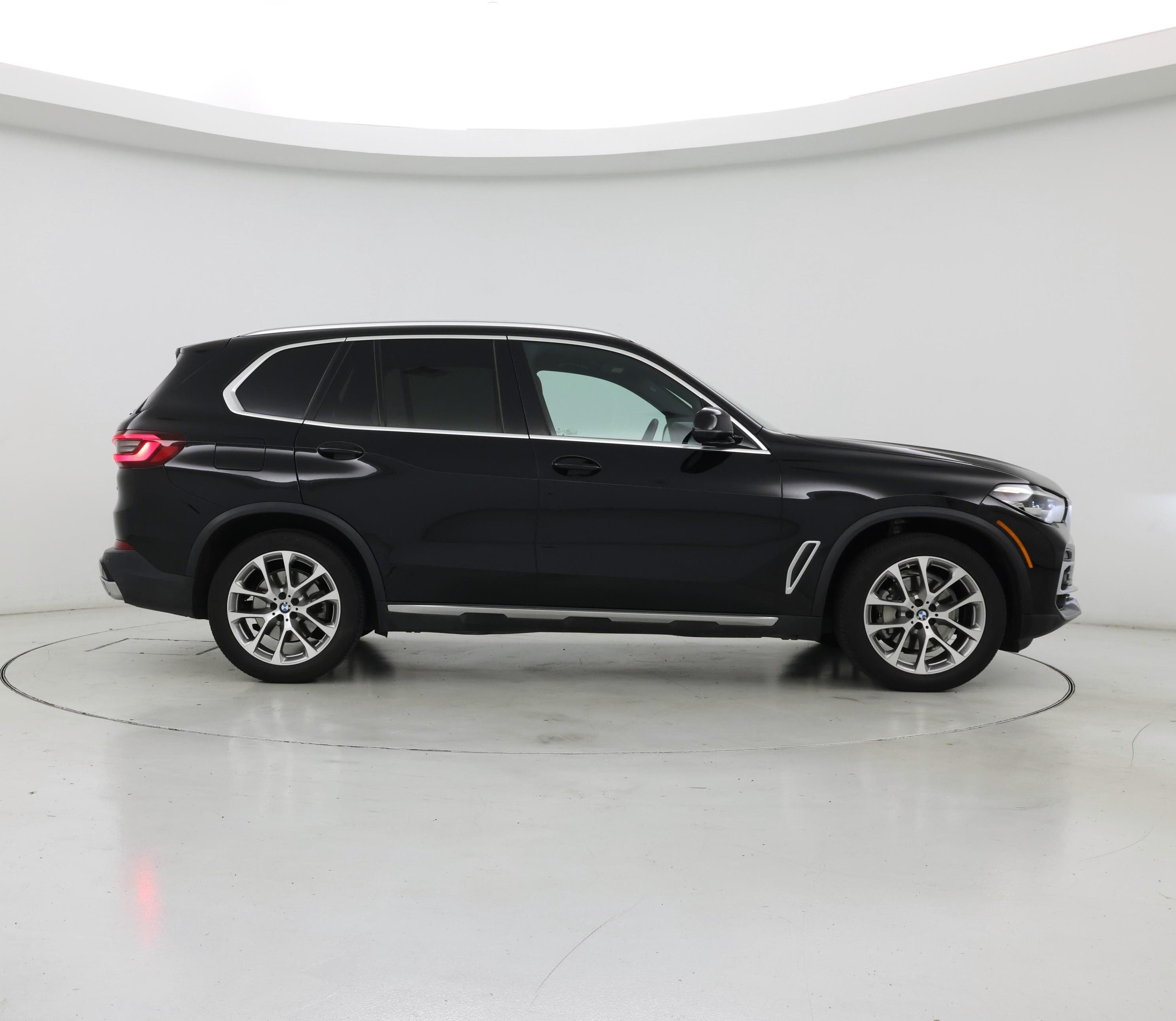 Thumbnail: 2023 BMW X5 - 7