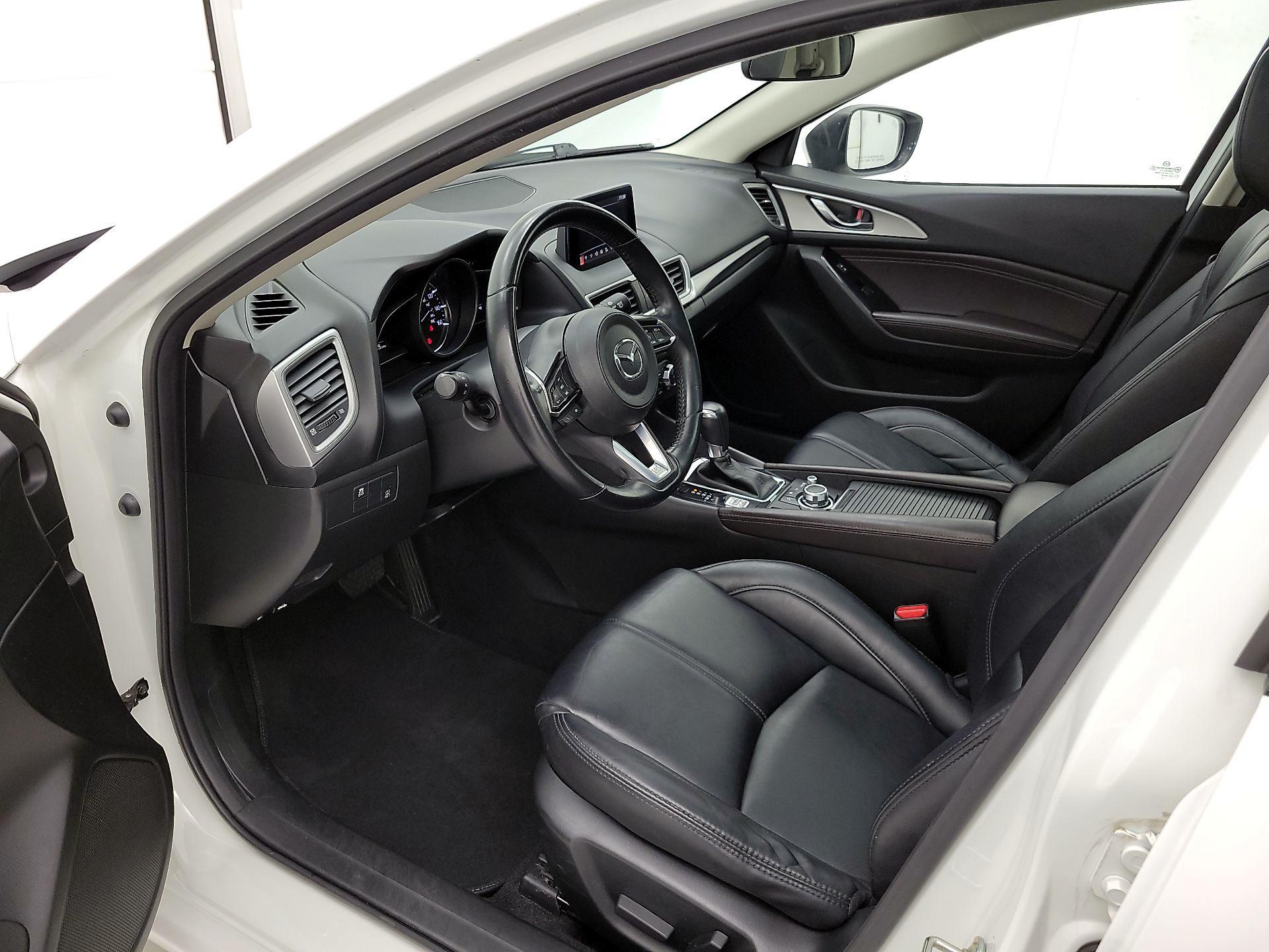 Thumbnail: 2017 Mazda Mazda3 - 11