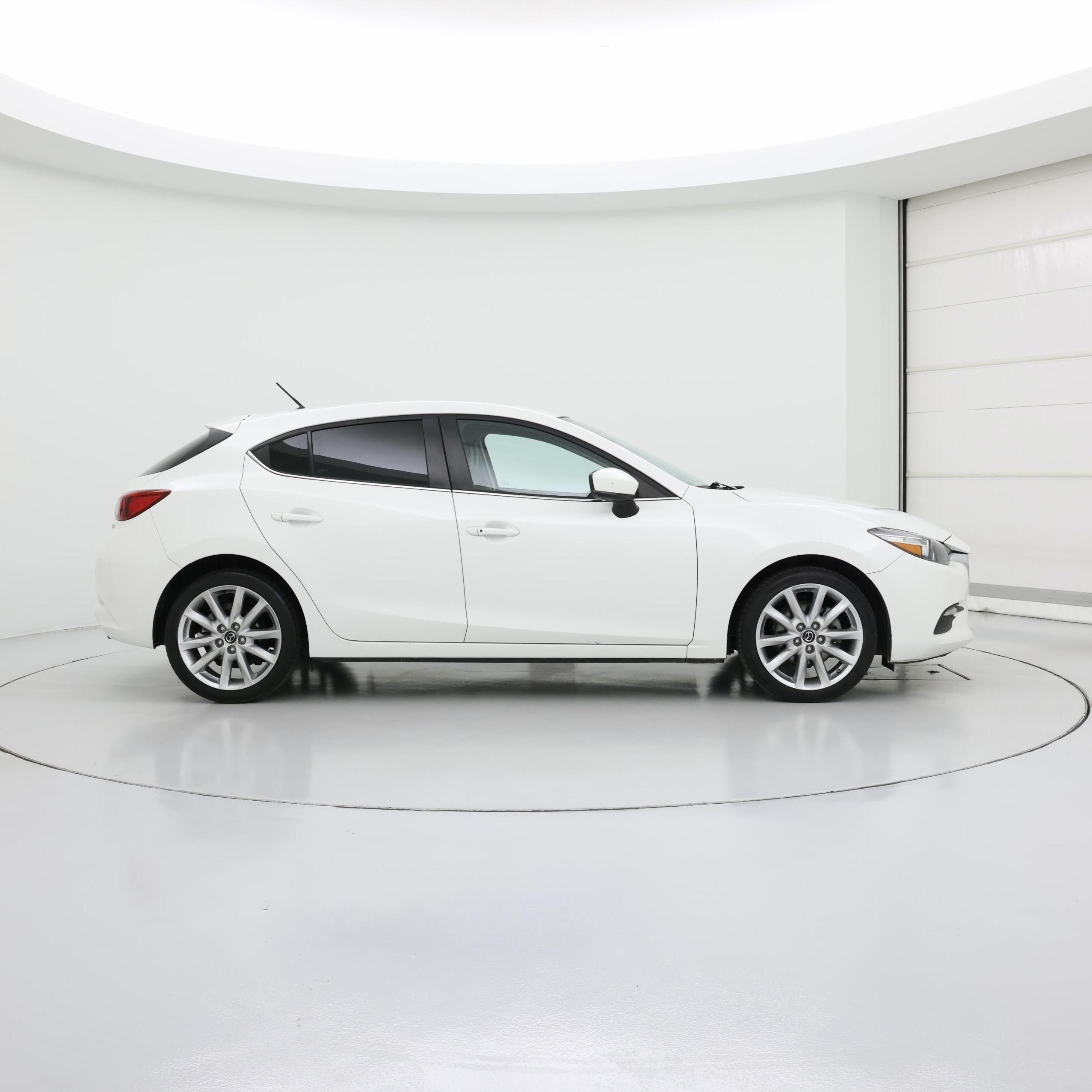 Thumbnail: 2017 Mazda Mazda3 - 7