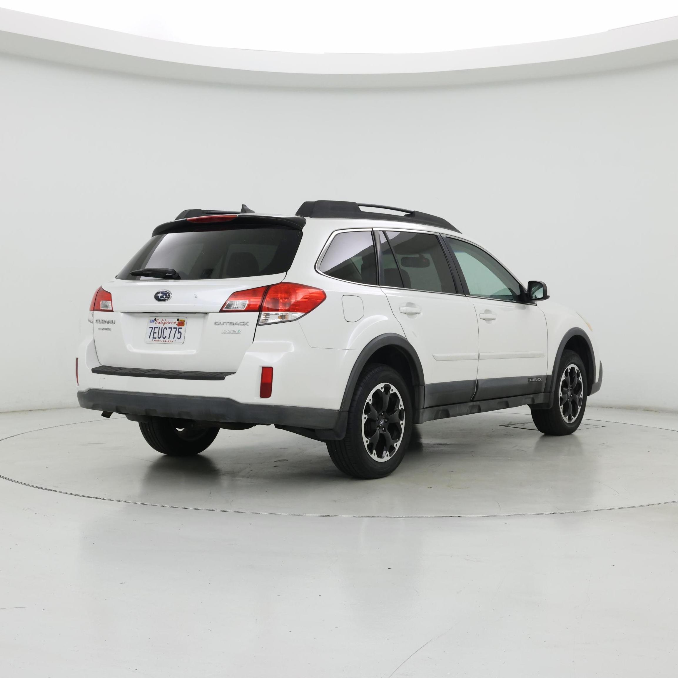 Thumbnail: 2014 Subaru Outback - 8