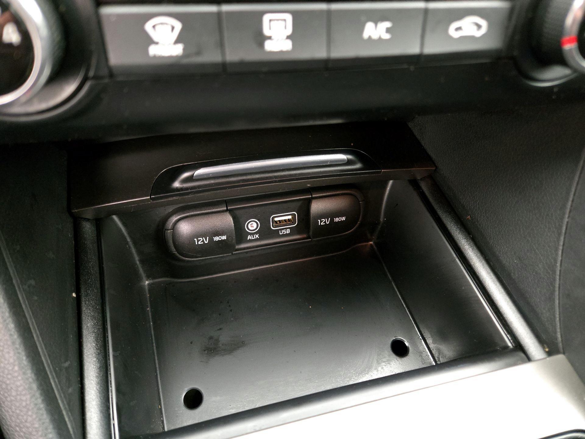 Thumbnail: 2019 Kia Optima - 18