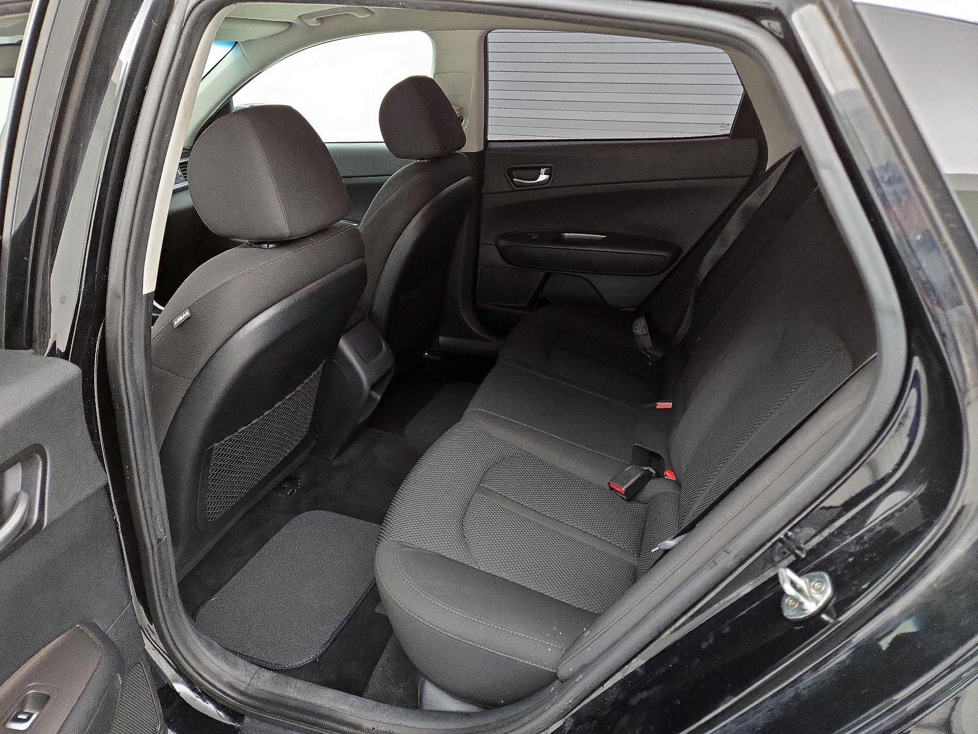 Thumbnail: 2019 Kia Optima - 19