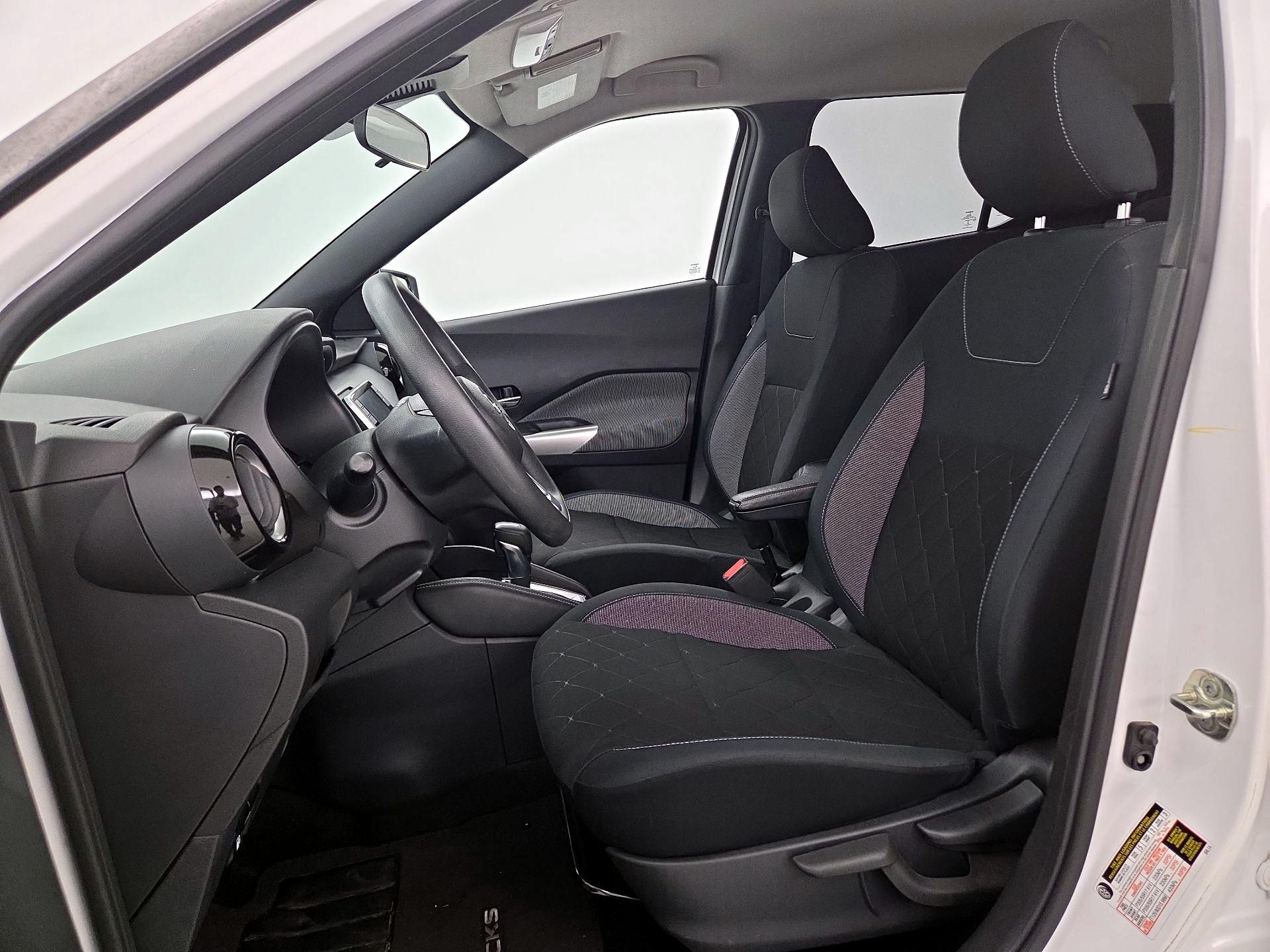 Thumbnail: 2020 Nissan Kicks - 11