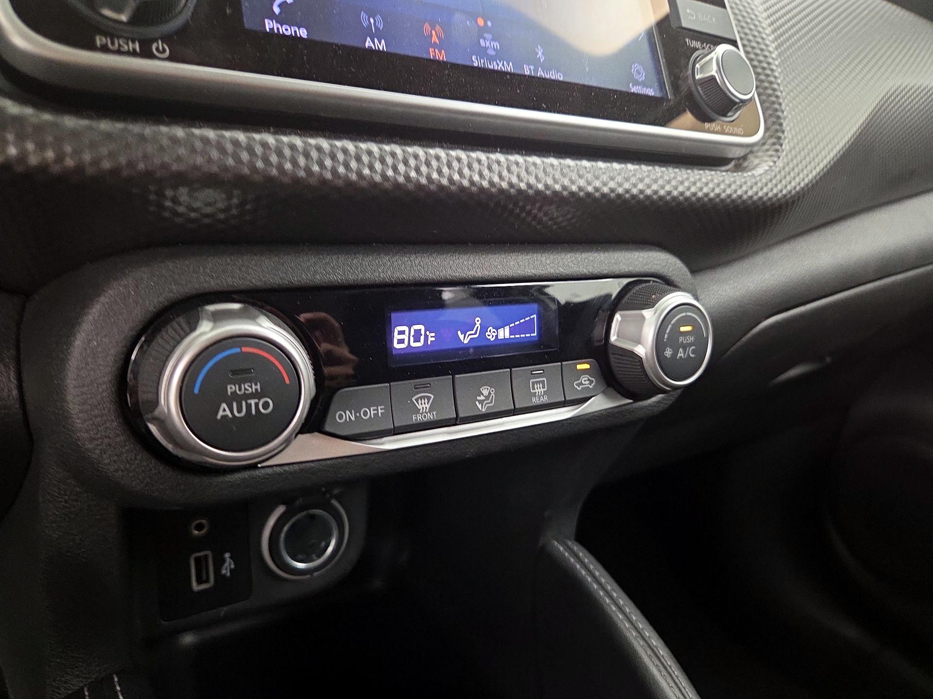 Thumbnail: 2020 Nissan Kicks - 15