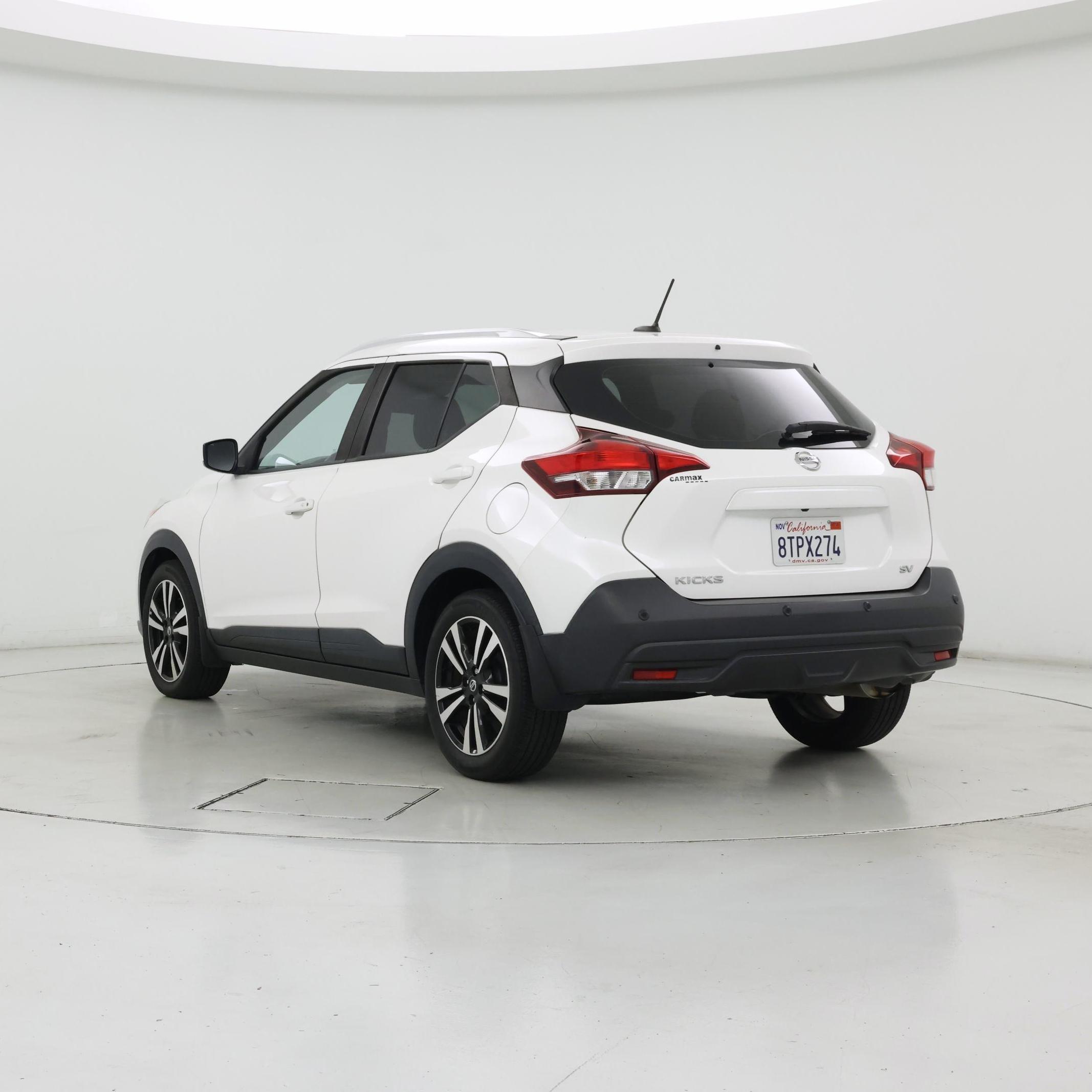 Thumbnail: 2020 Nissan Kicks - 2