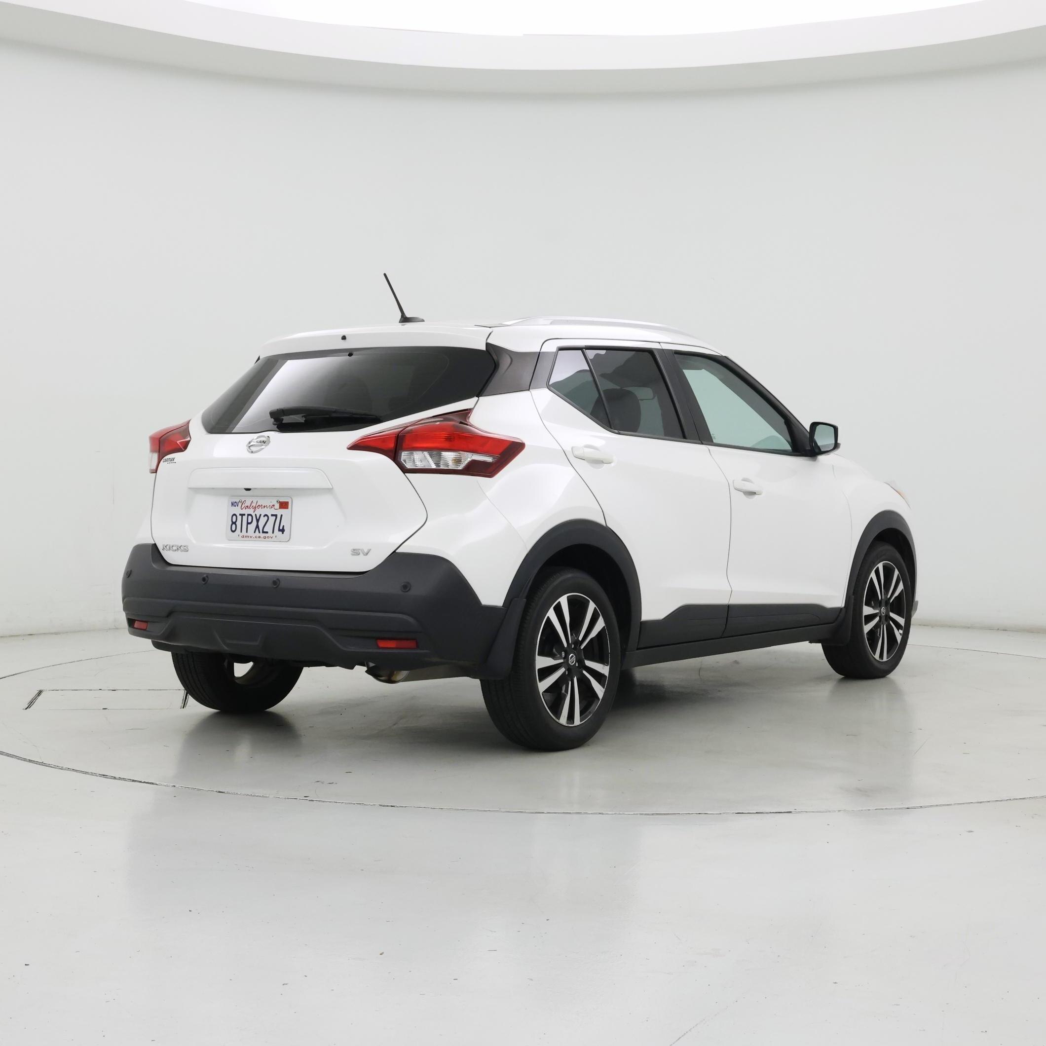 Thumbnail: 2020 Nissan Kicks - 8
