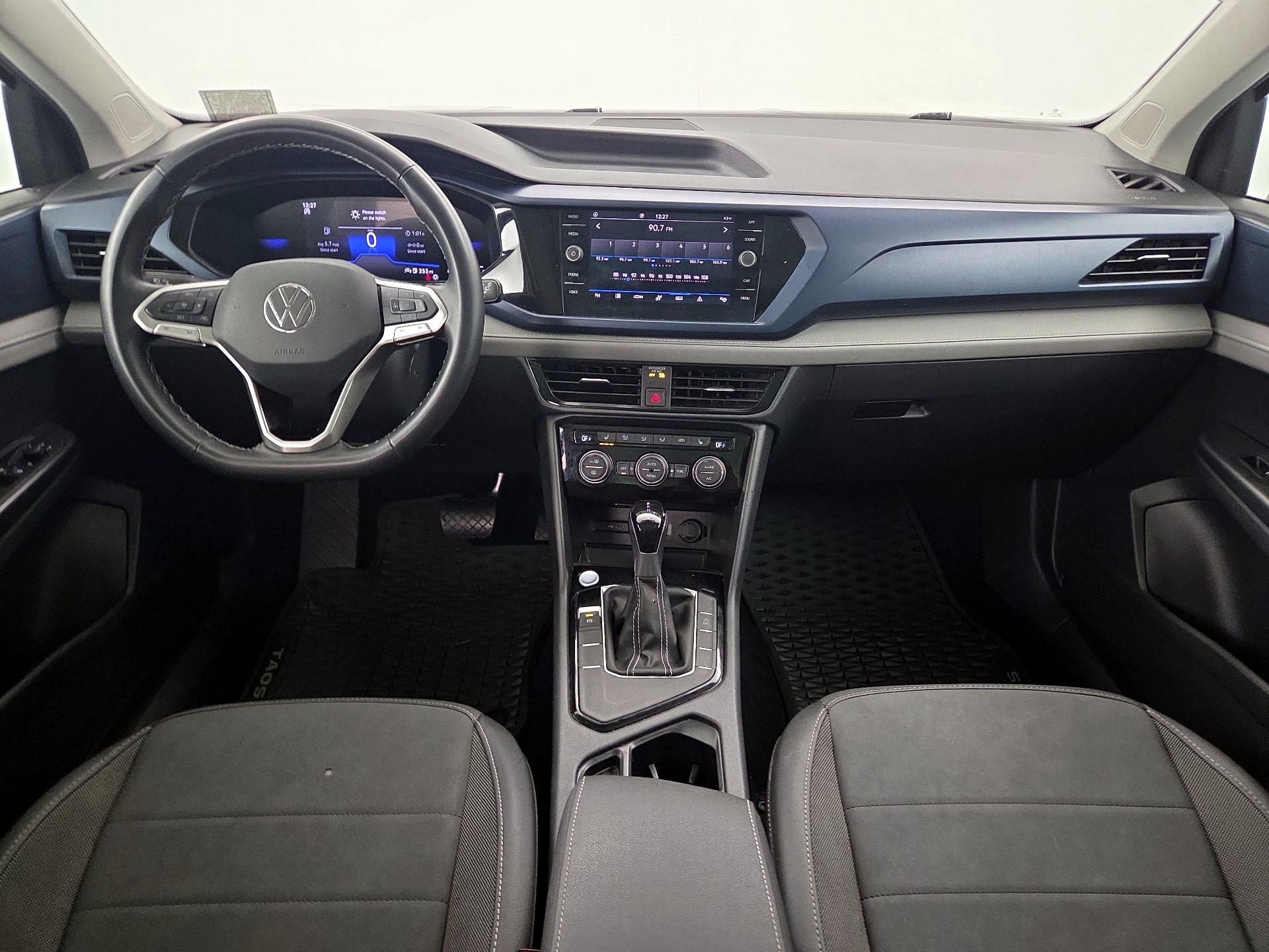 Thumbnail: 2024 Volkswagen Taos - 9