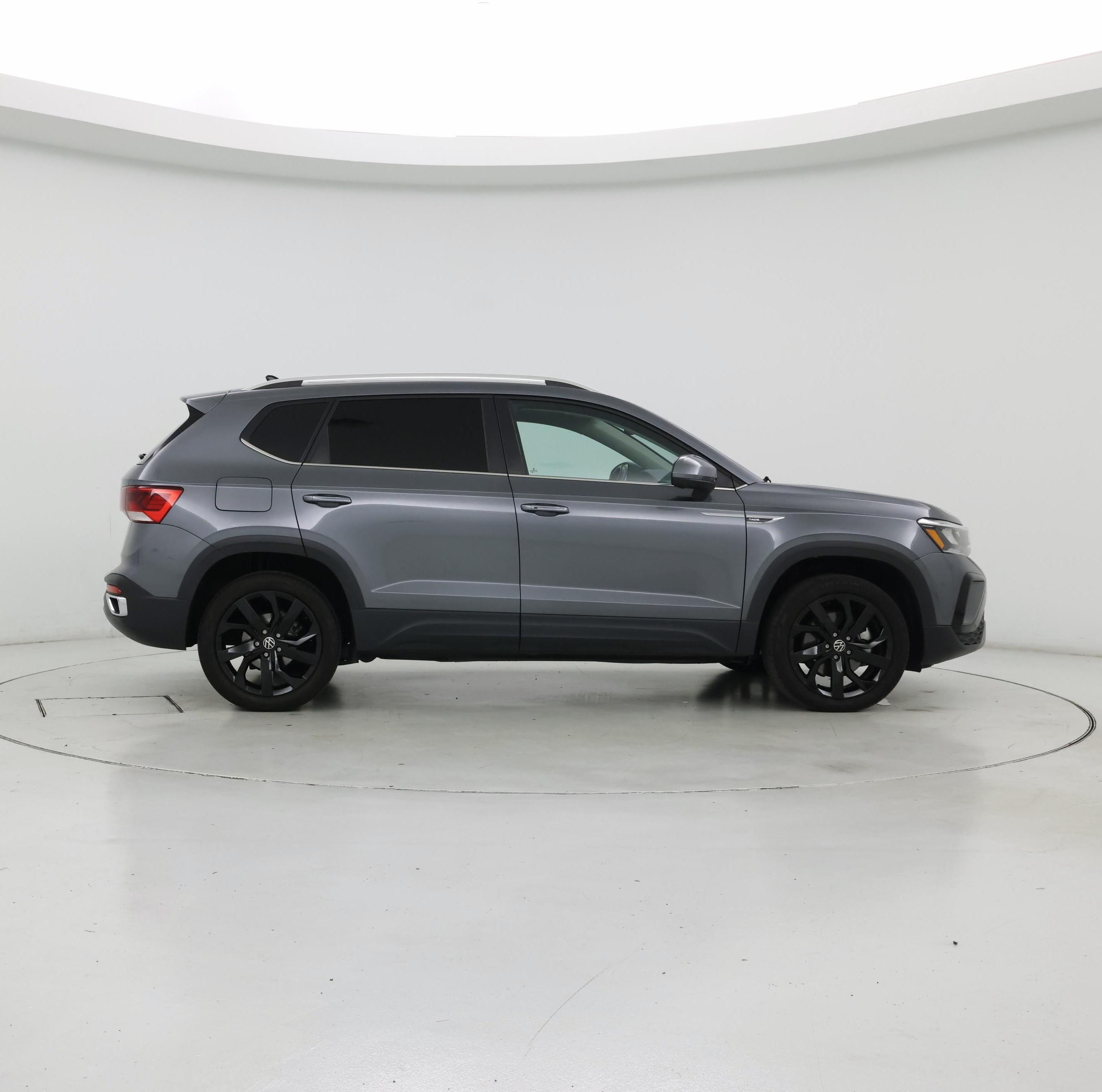 Thumbnail: 2024 Volkswagen Taos - 7