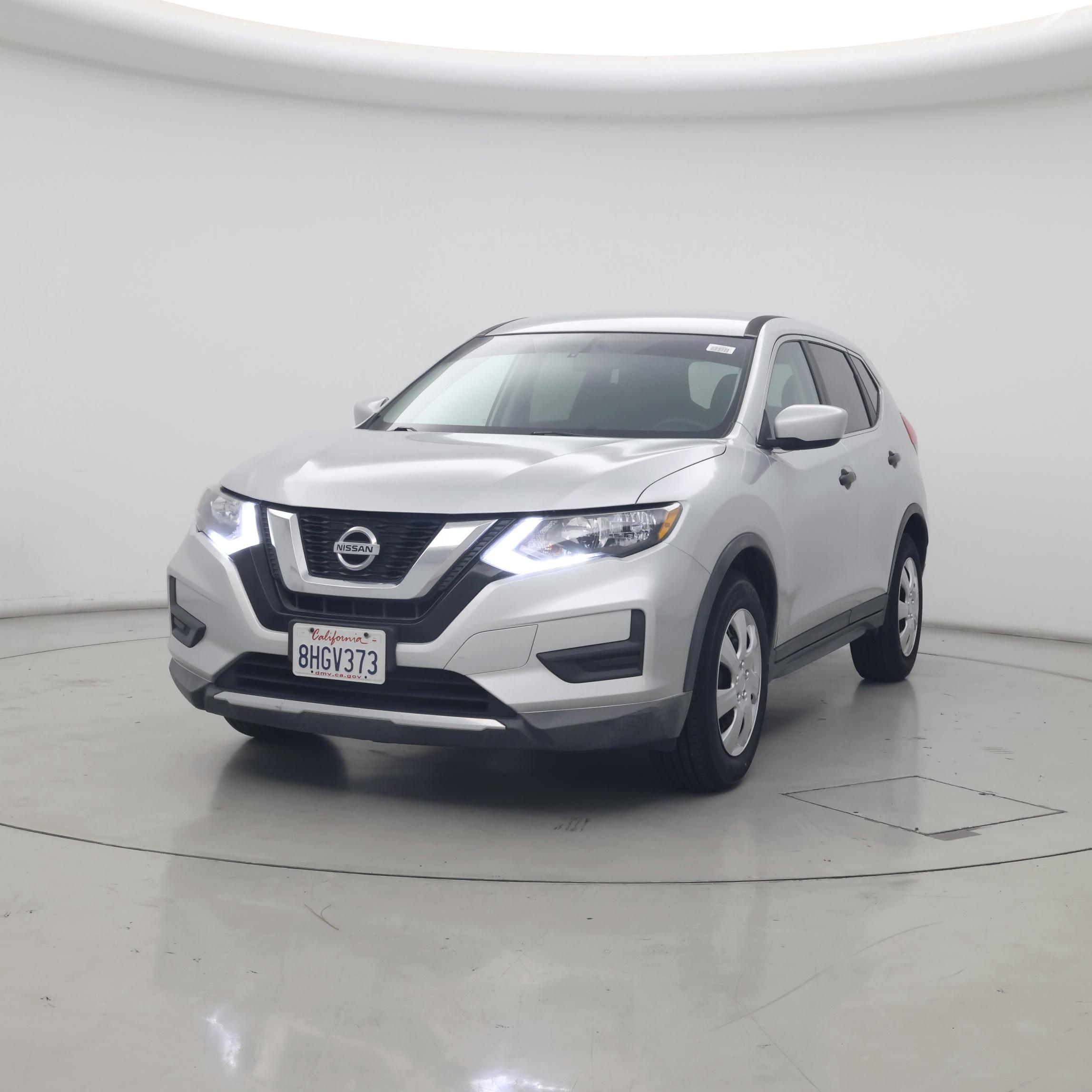 Thumbnail: 2017 Nissan Rogue - 4