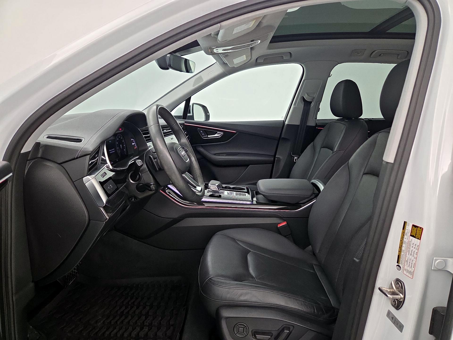 Thumbnail: 2023 Audi Q7 - 11