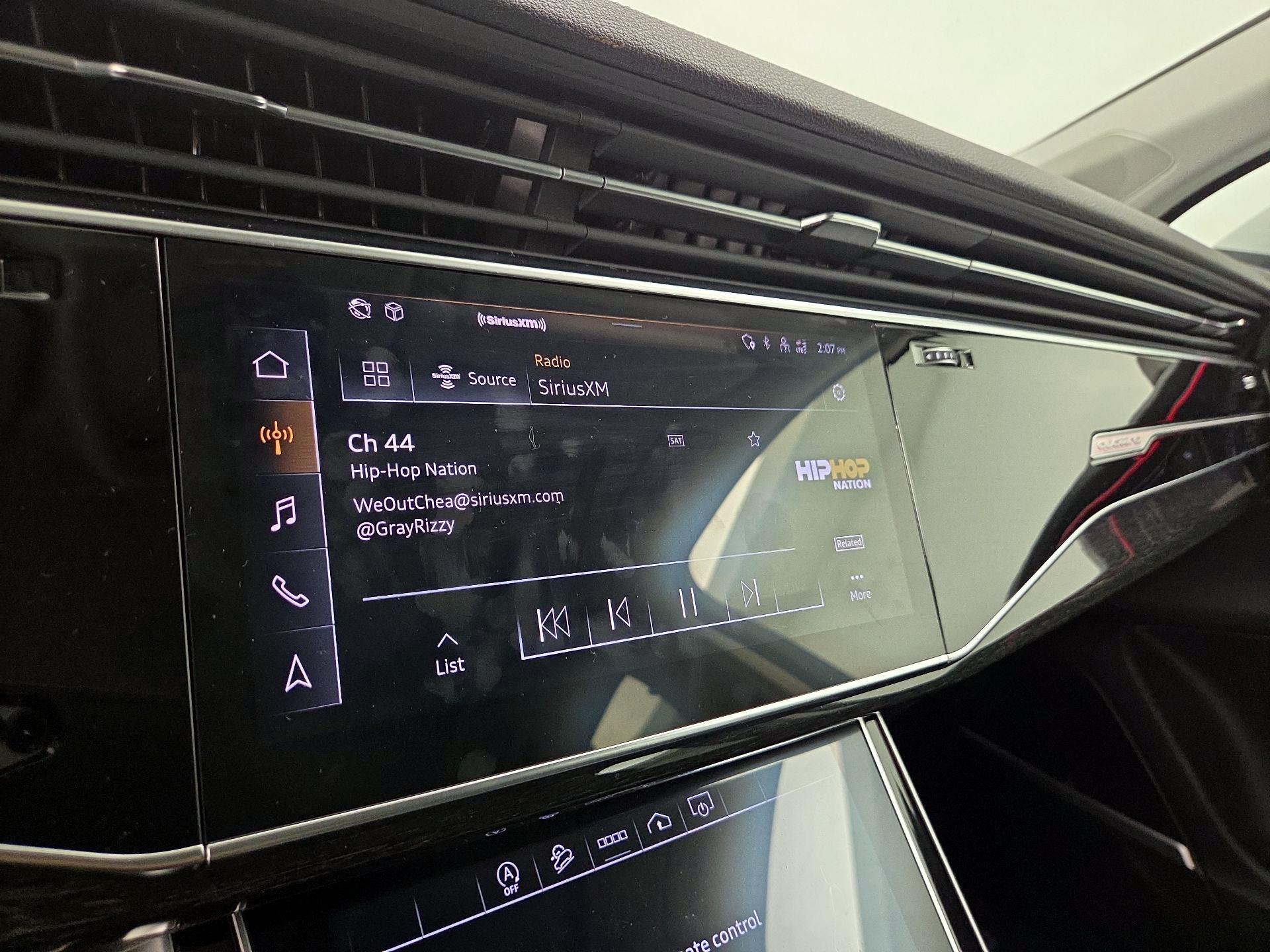 Thumbnail: 2023 Audi Q7 - 16