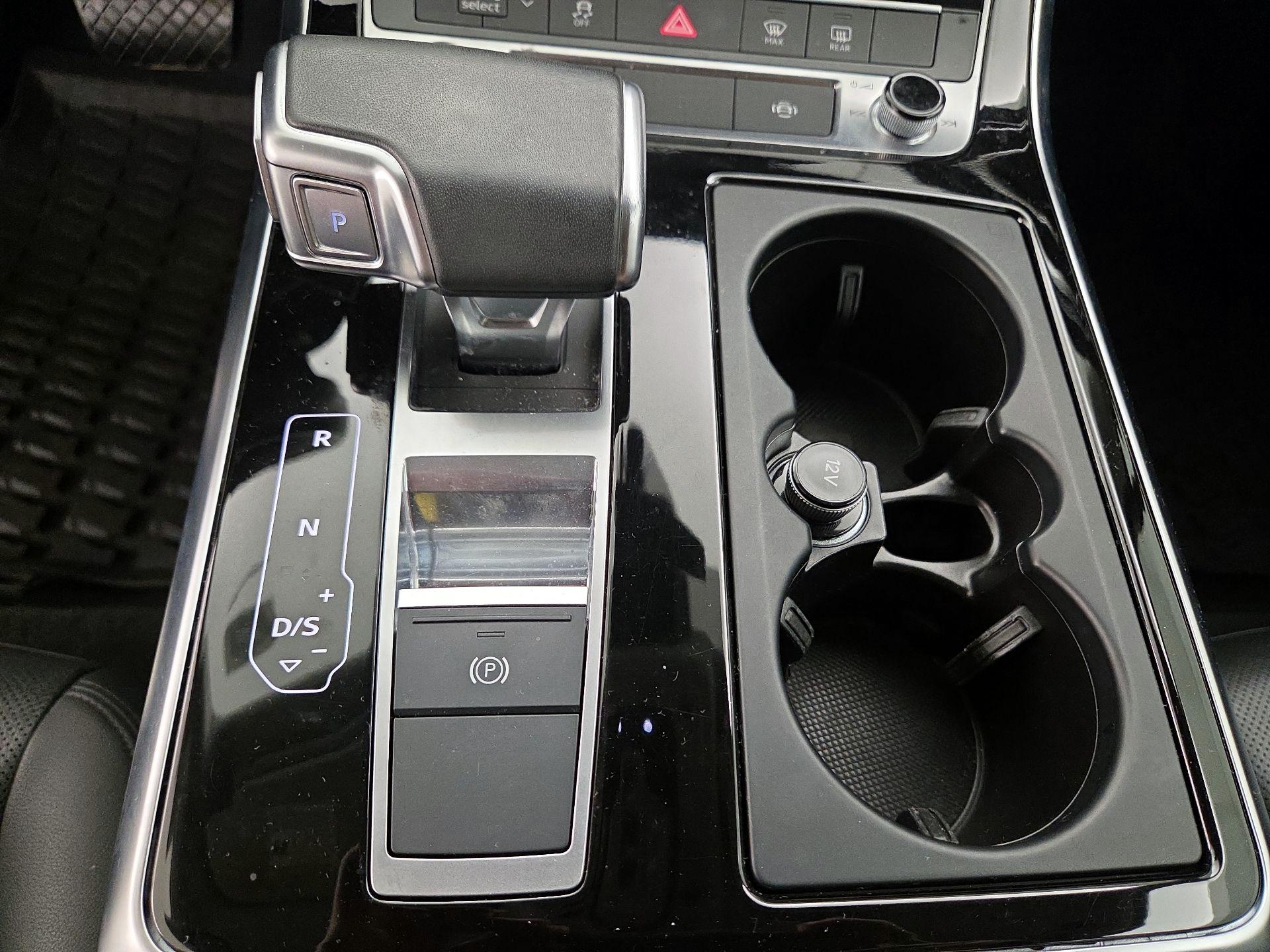 Thumbnail: 2023 Audi Q7 - 18