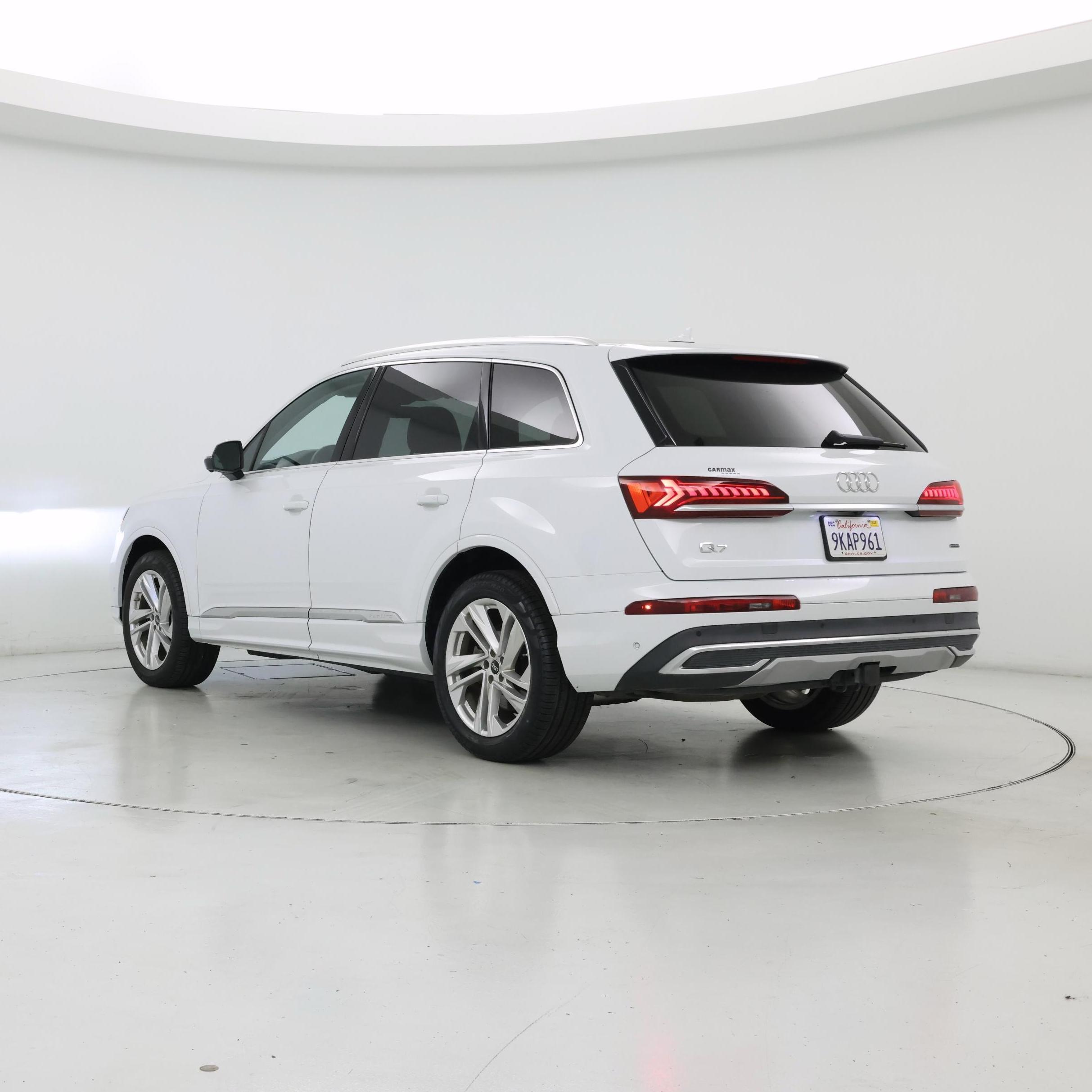 Thumbnail: 2023 Audi Q7 - 2