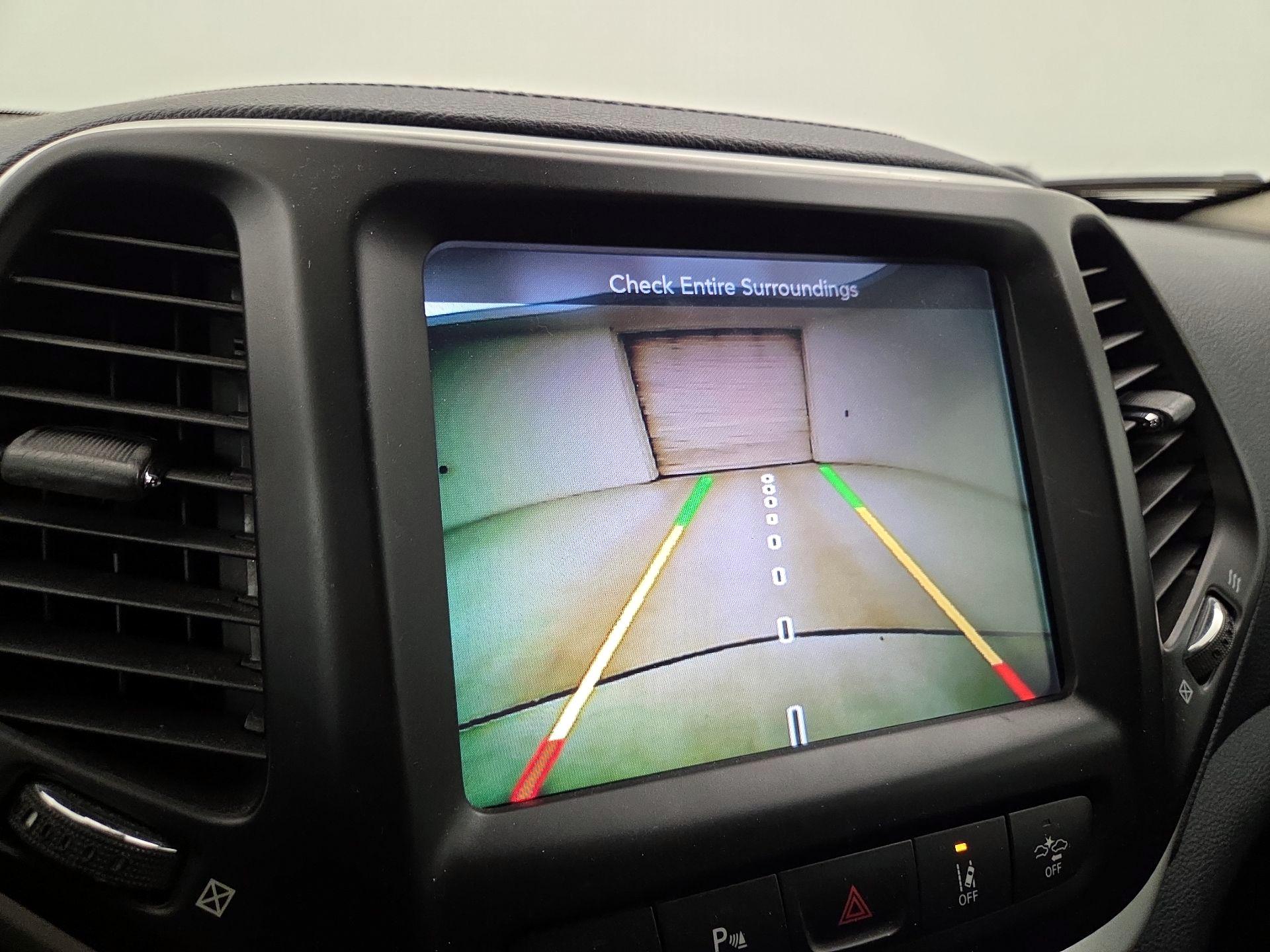 Thumbnail: 2014 Jeep Cherokee - 15