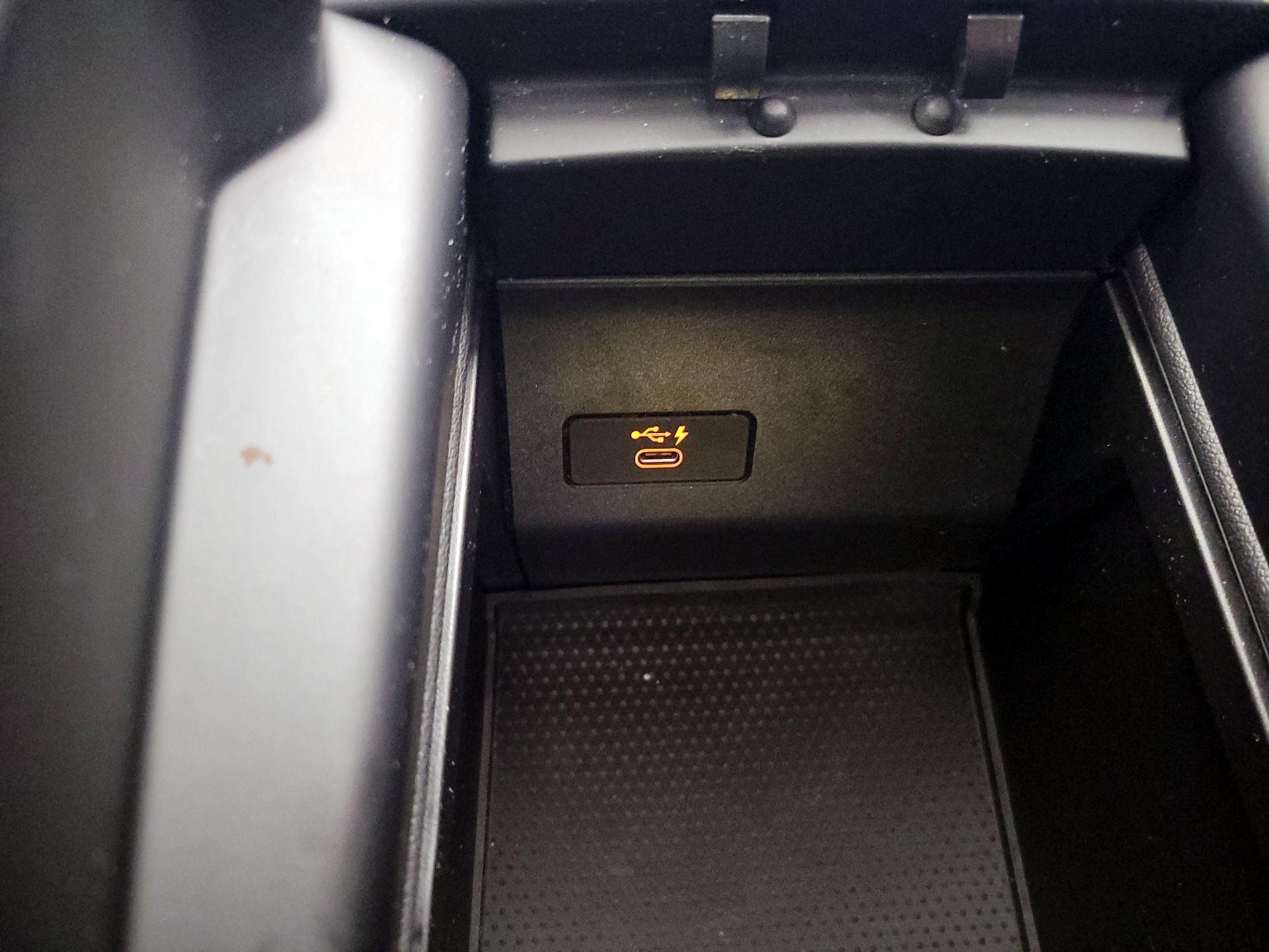 Thumbnail: 2021 BMW X5 - 19