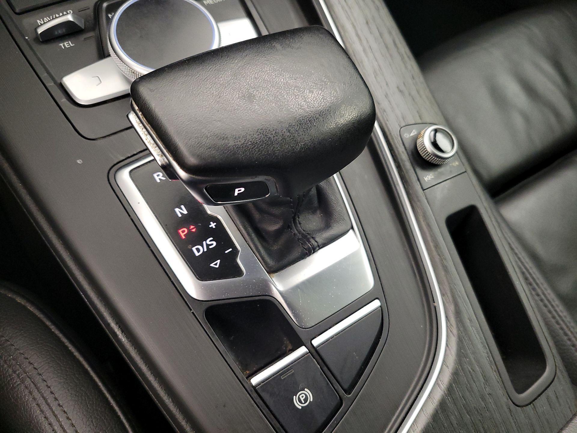 Thumbnail: 2017 Audi A4 - 18