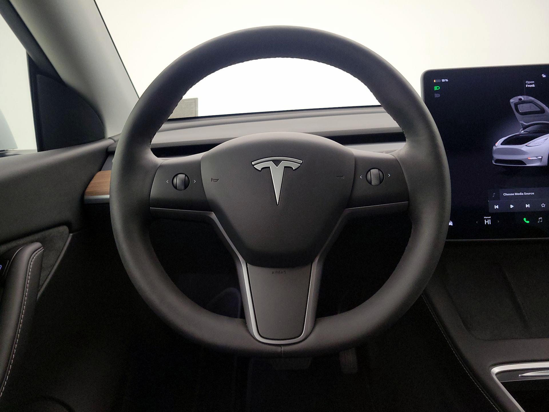 Thumbnail: 2022 Tesla Model Y - 10