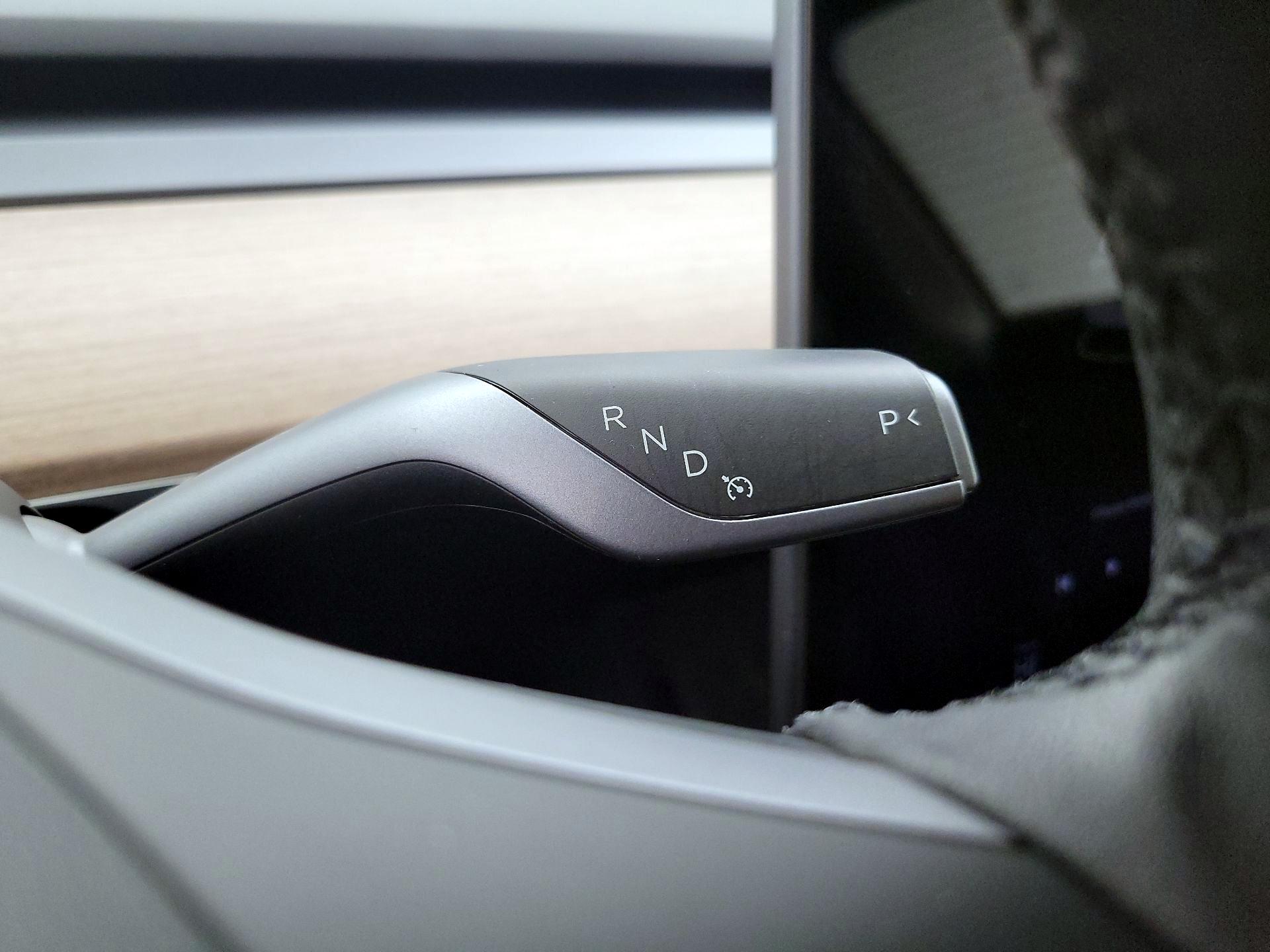 Thumbnail: 2022 Tesla Model Y - 16