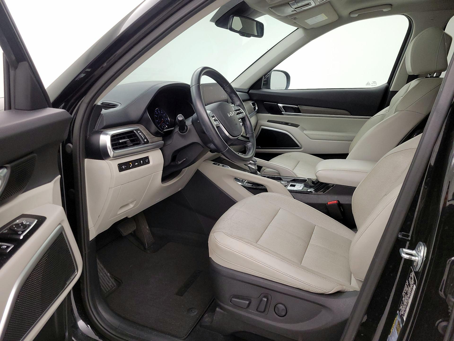 Thumbnail: 2022 Kia Telluride - 11