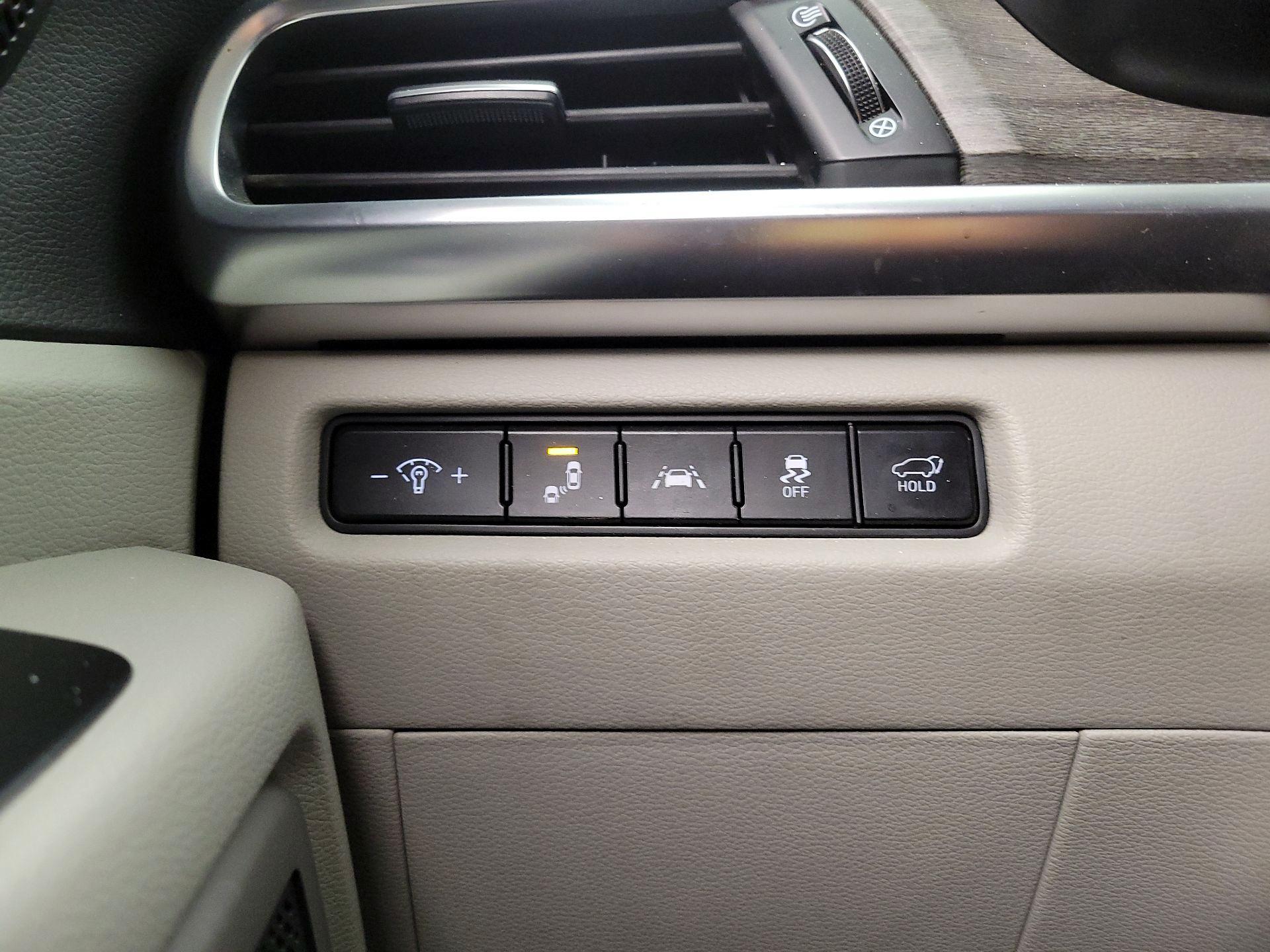 Thumbnail: 2022 Kia Telluride - 13