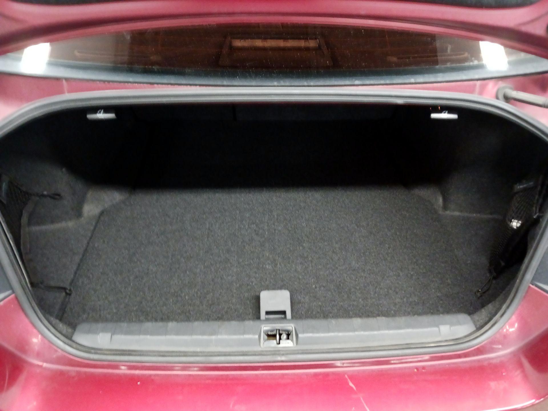 Thumbnail: 2014 Subaru Legacy - 20