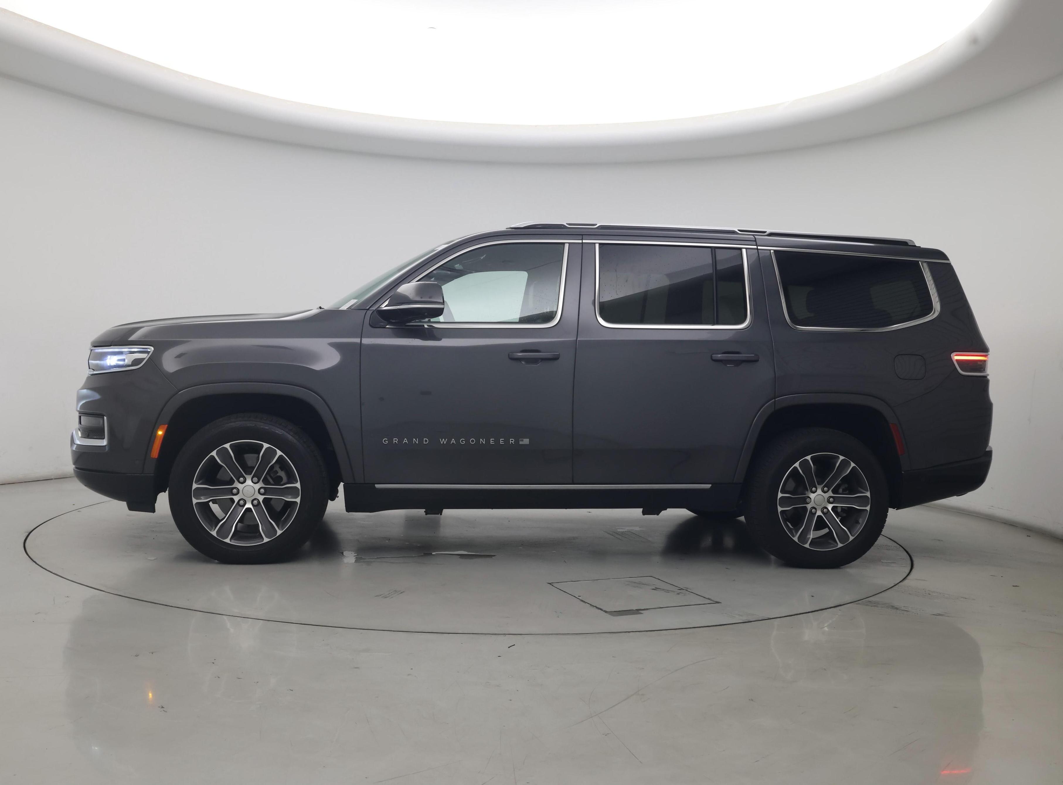 Thumbnail: 2022 Jeep Grand Wagoneer - 3