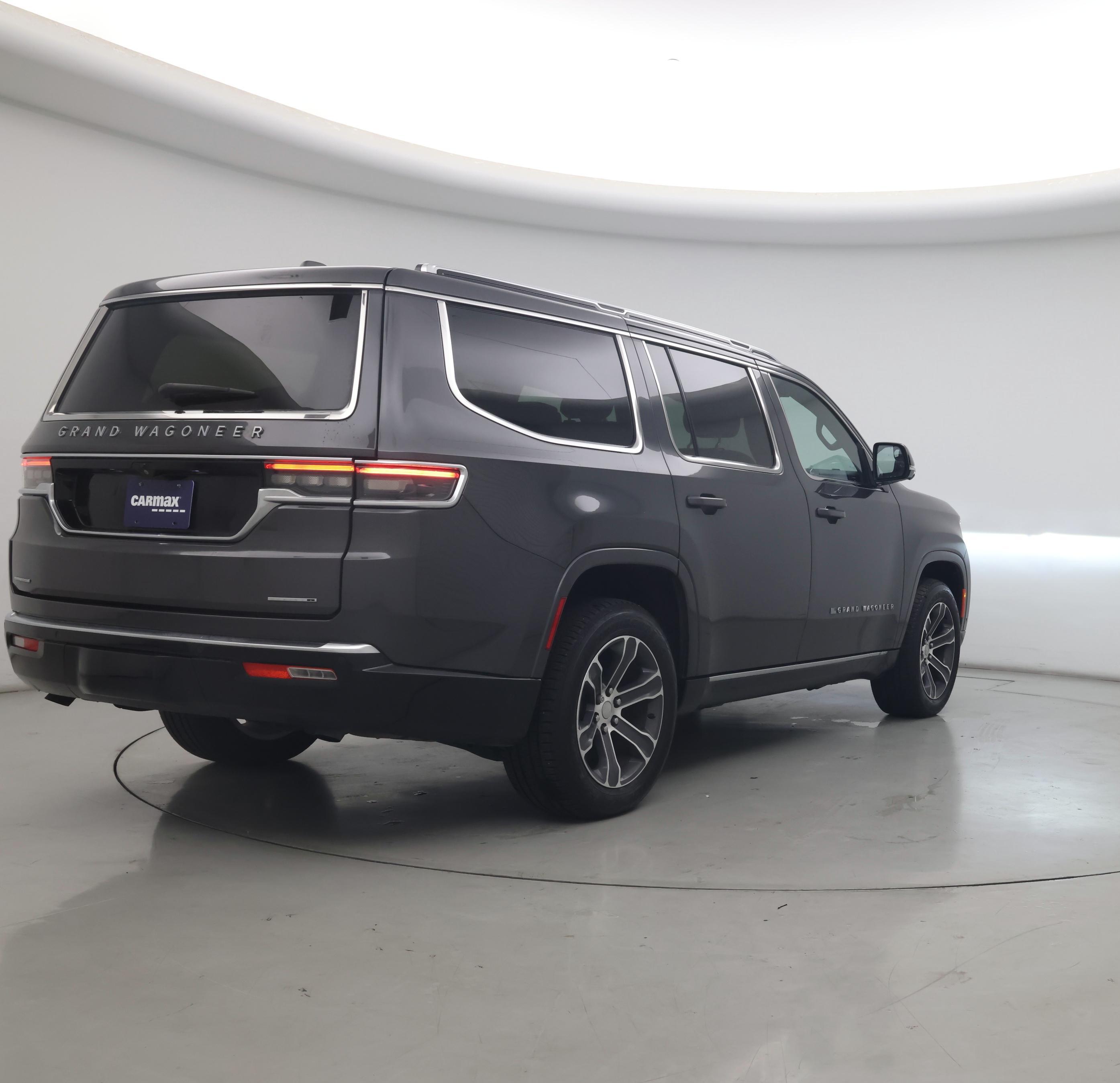 Thumbnail: 2022 Jeep Grand Wagoneer - 8