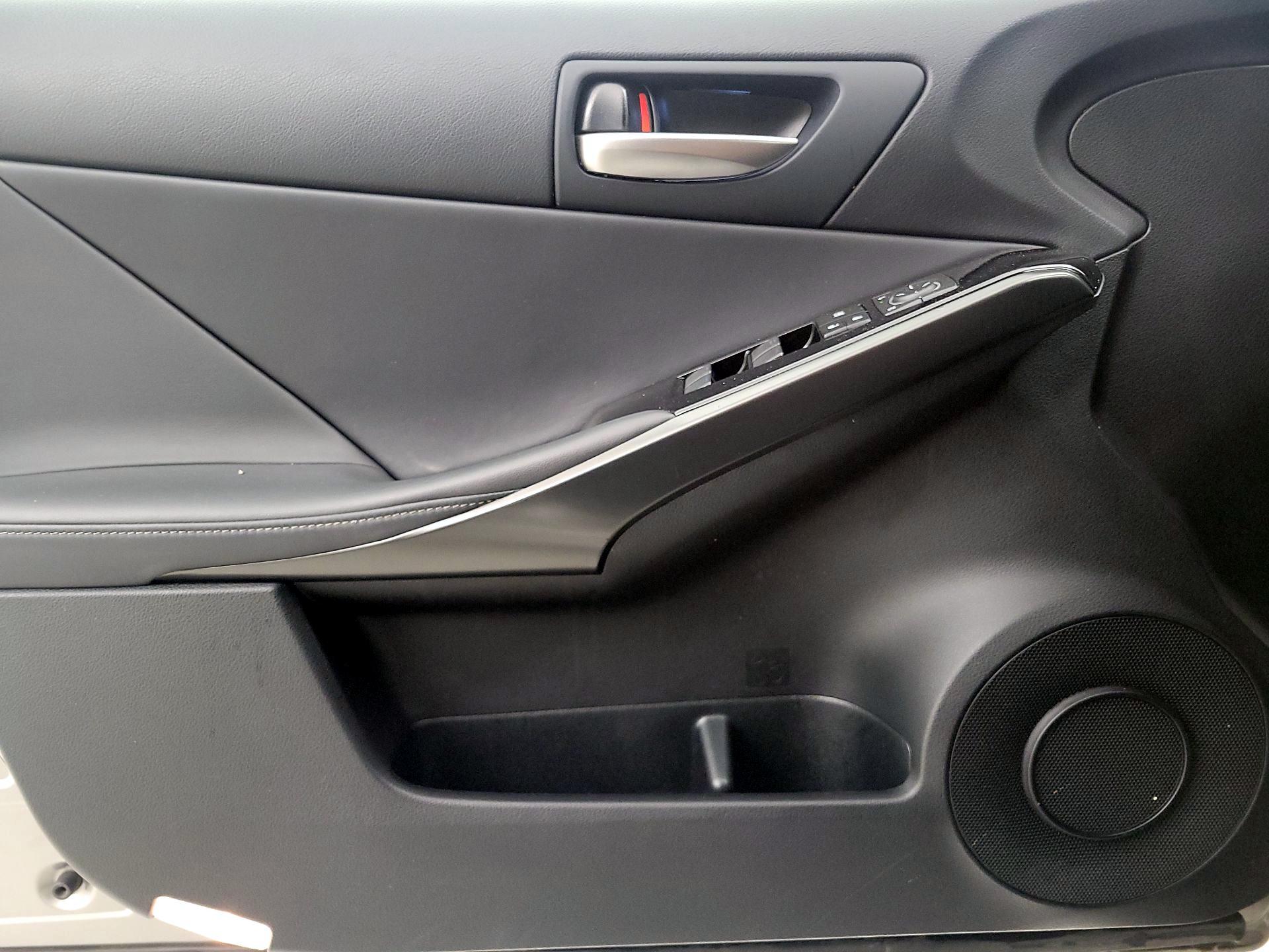 Thumbnail: 2023 Lexus IS - 12