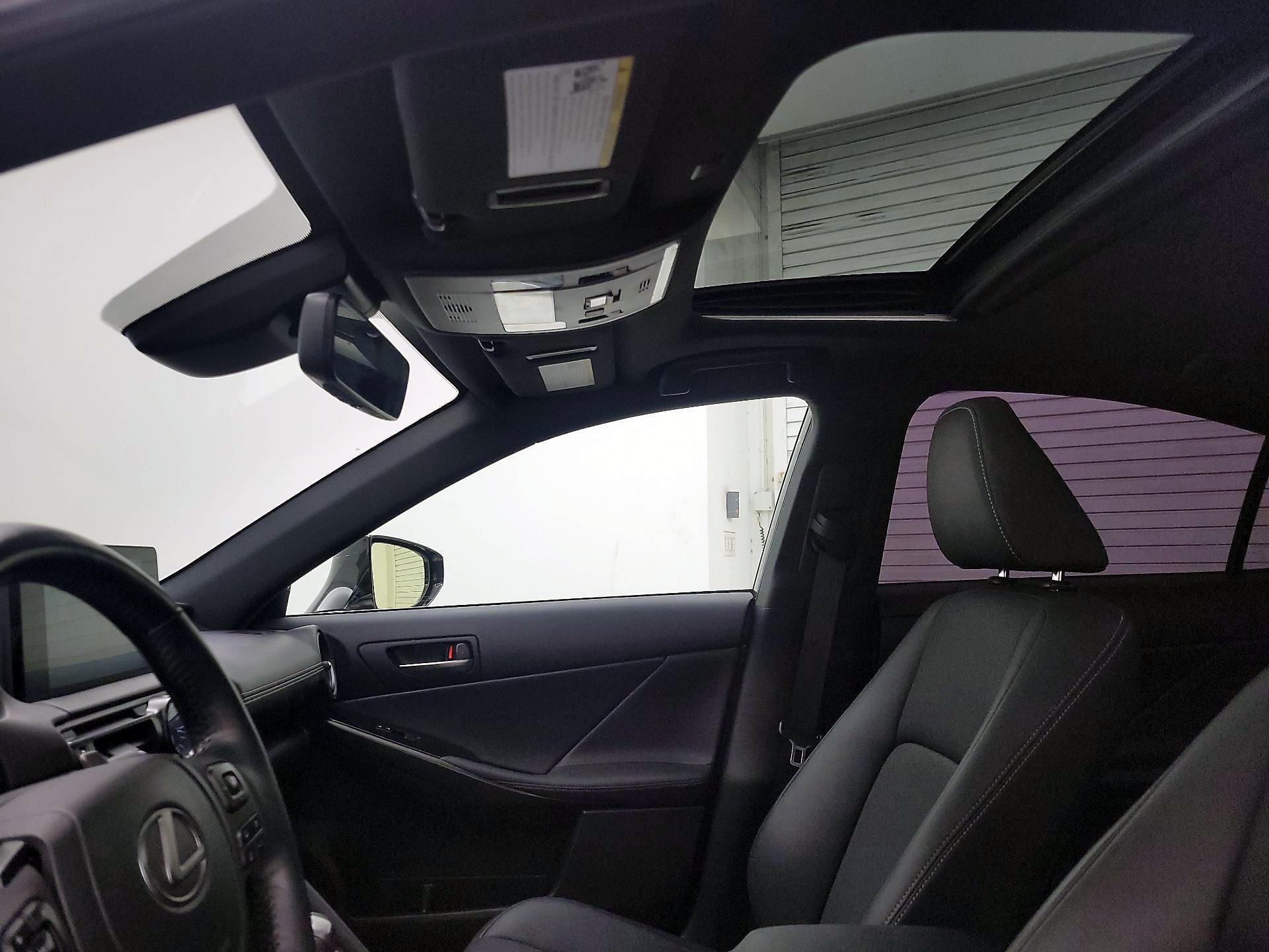 Thumbnail: 2023 Lexus IS - 17