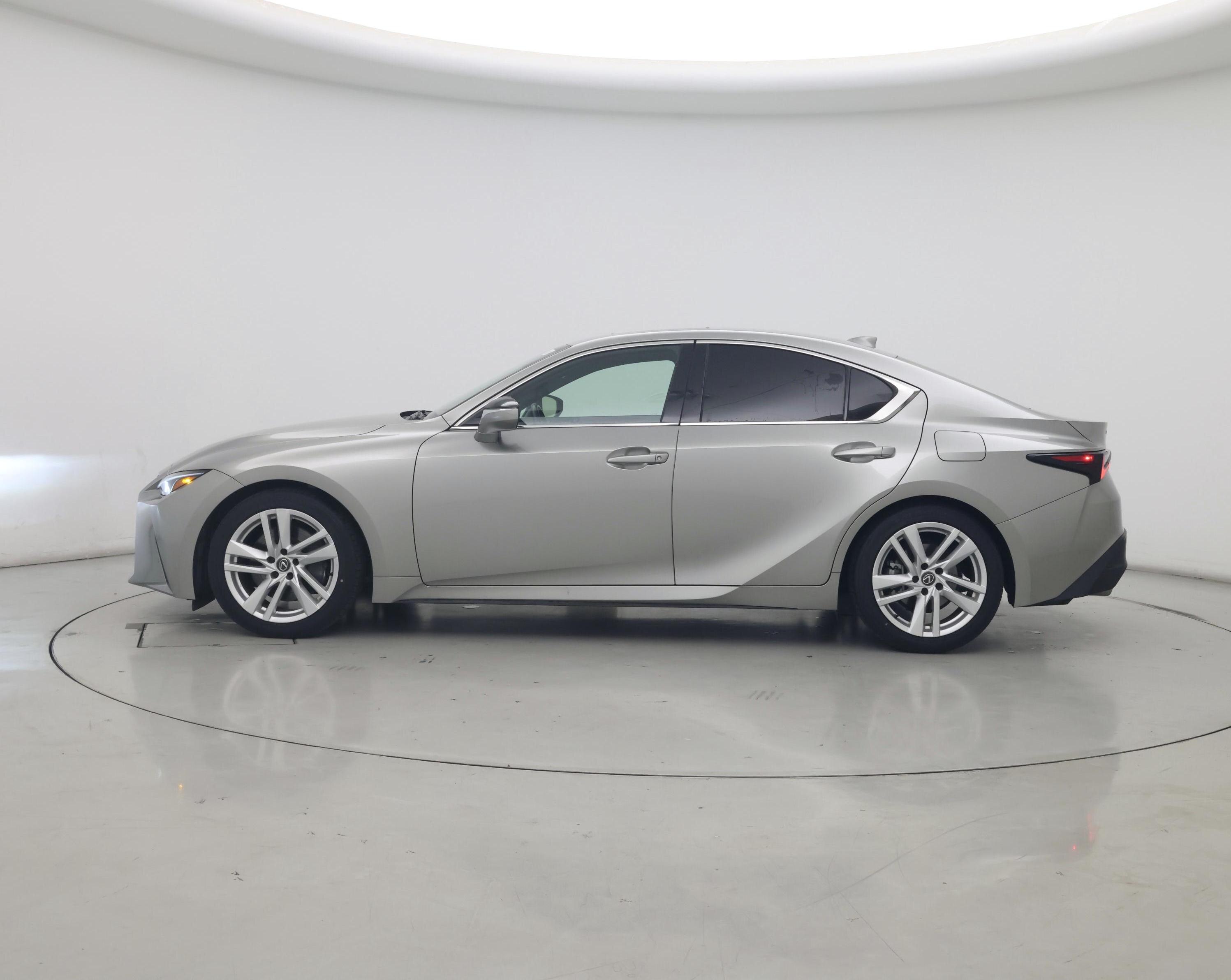 Thumbnail: 2023 Lexus IS - 3