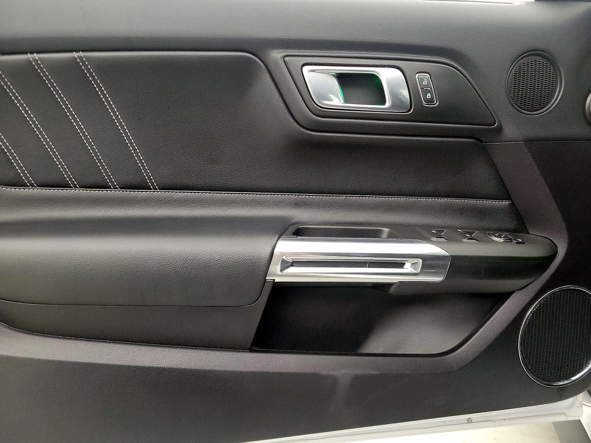 Thumbnail: 2019 Ford Mustang - 12