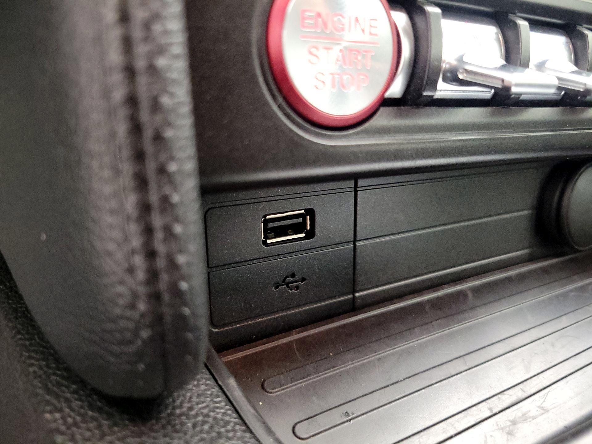 Thumbnail: 2019 Ford Mustang - 18