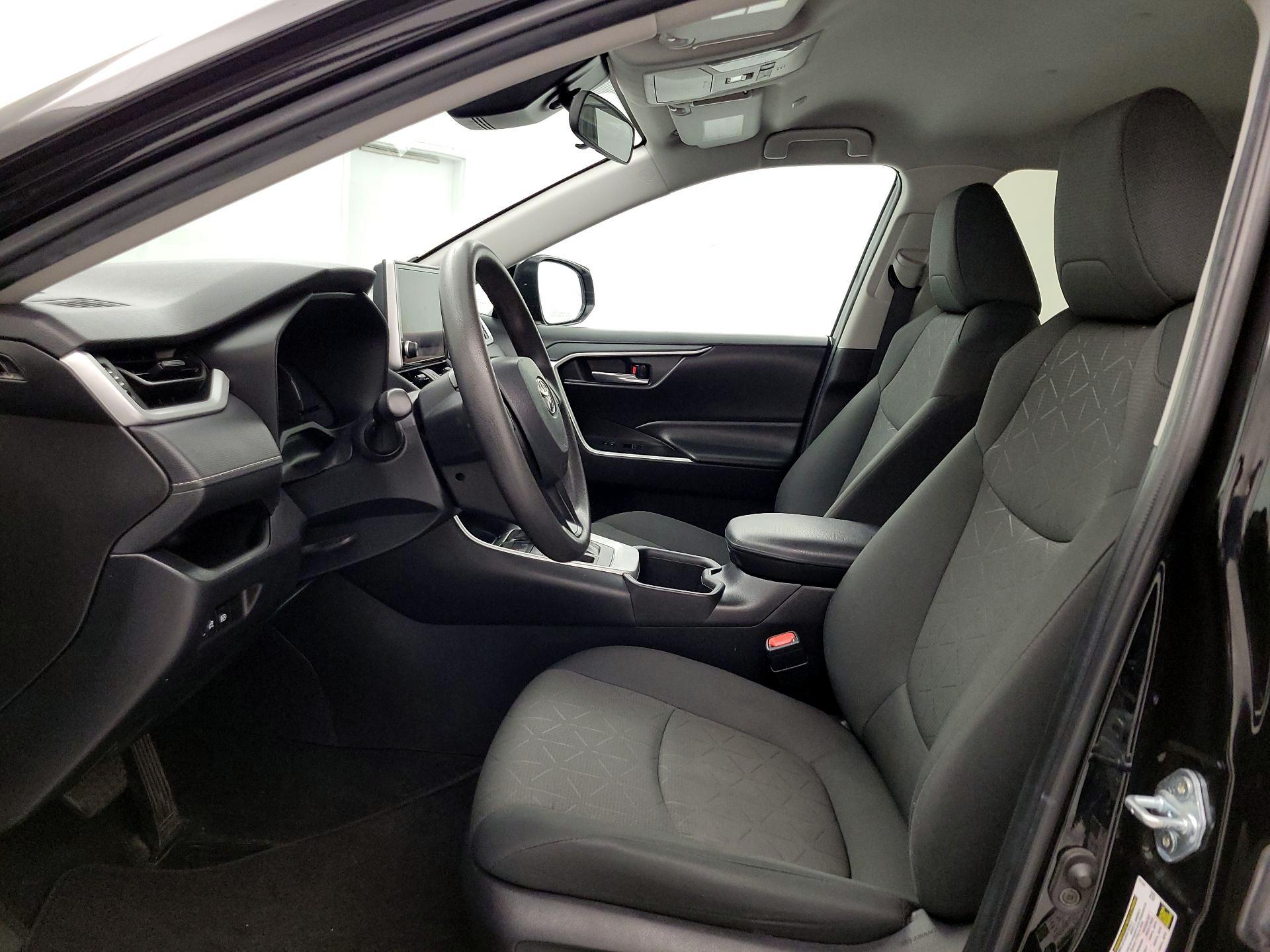 Thumbnail: 2024 Toyota RAV4 - 11