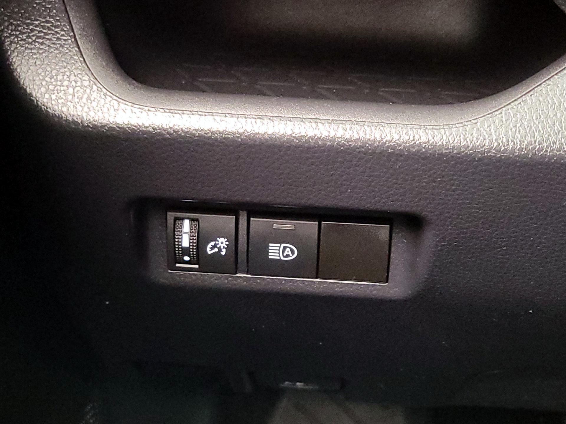 Thumbnail: 2024 Toyota RAV4 - 13