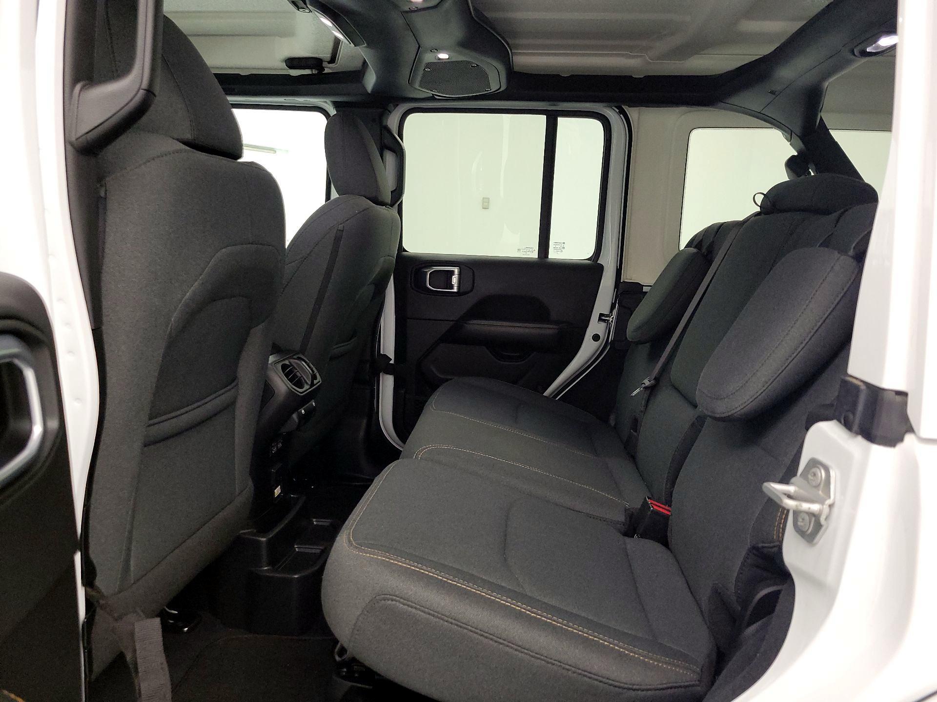 Thumbnail: 2024 Jeep Wrangler - 19