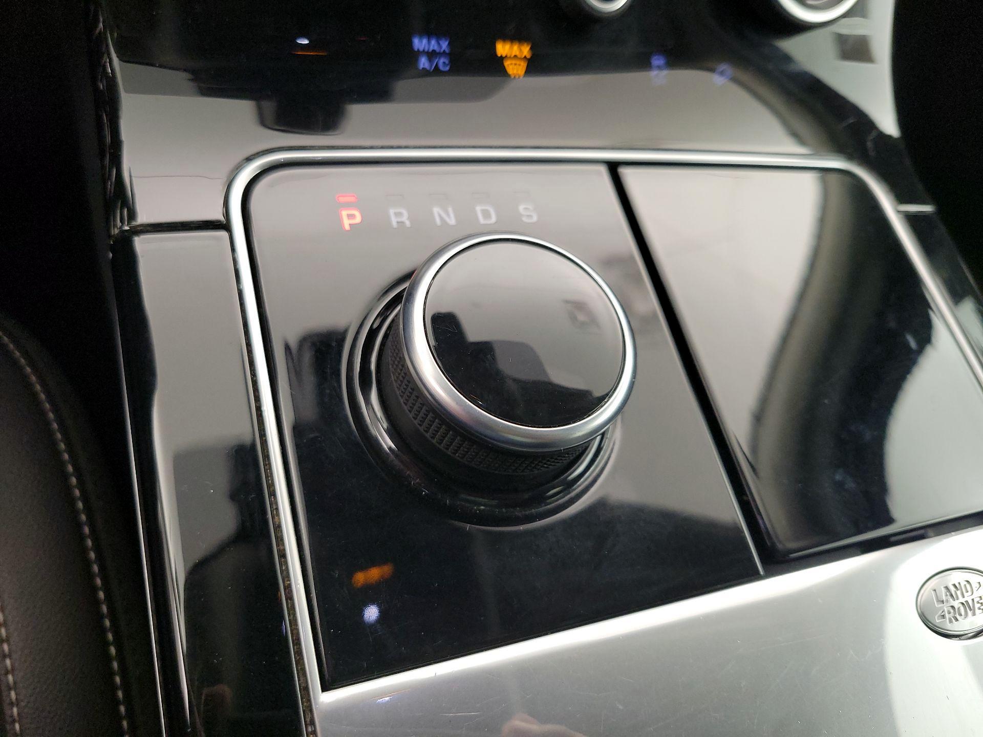 Thumbnail: 2020 Land Rover Range Rover Velar - 18