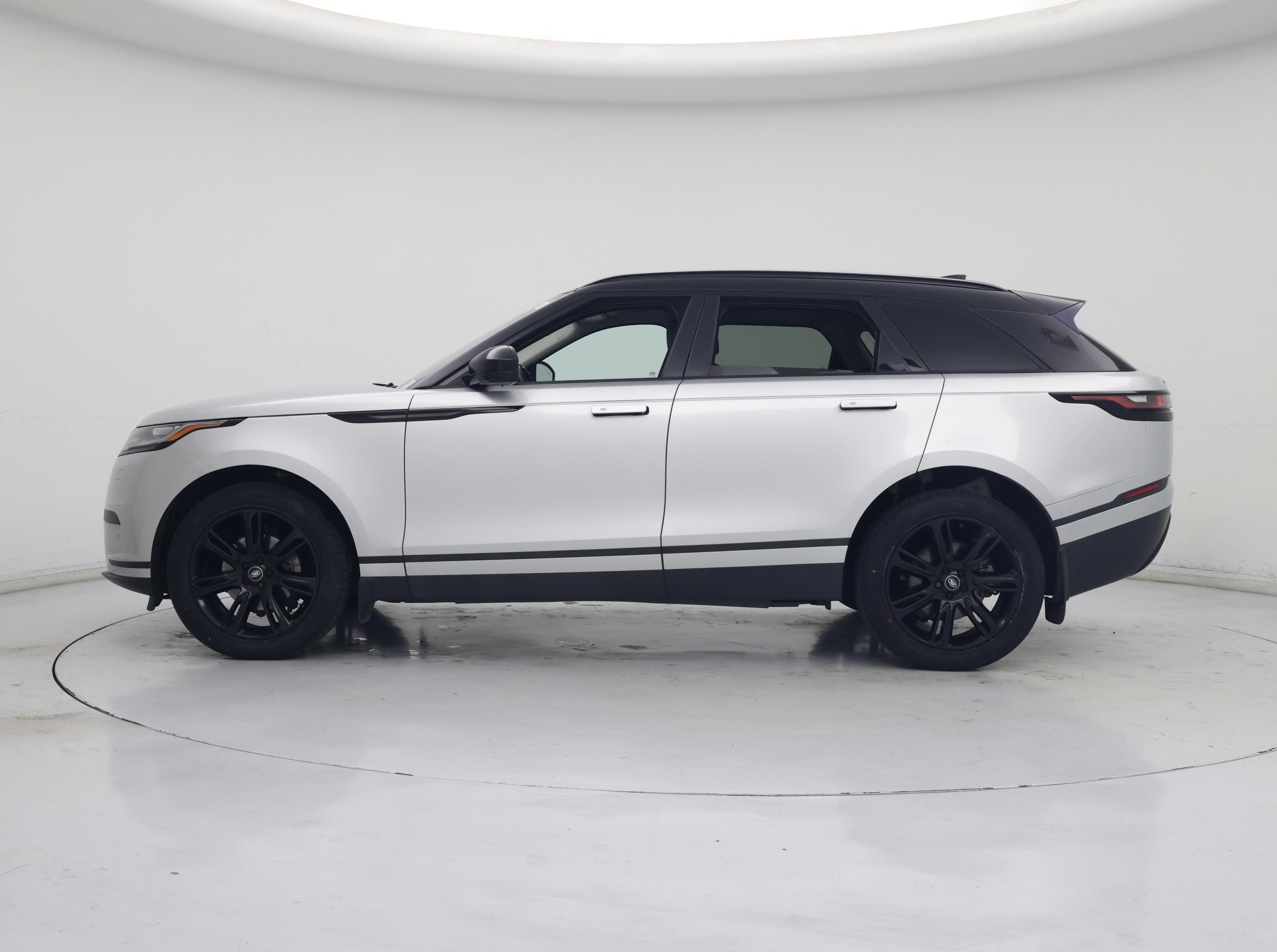 Thumbnail: 2020 Land Rover Range Rover Velar - 3