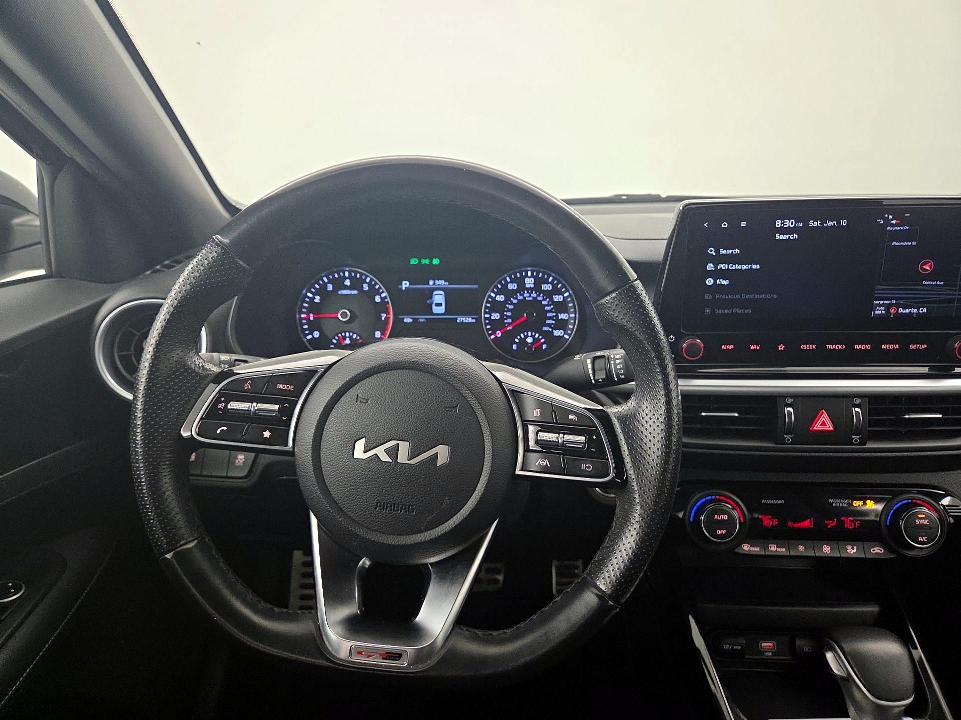 Thumbnail: 2023 Kia Forte - 10