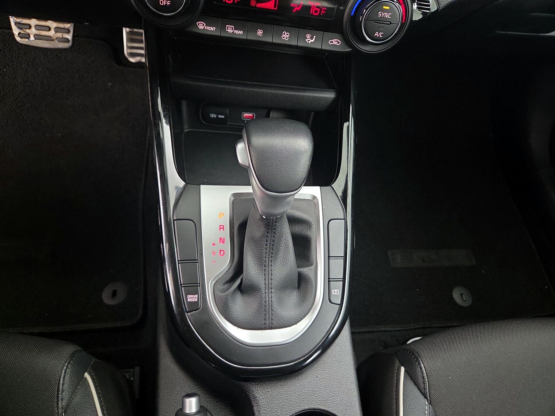 Thumbnail: 2023 Kia Forte - 18