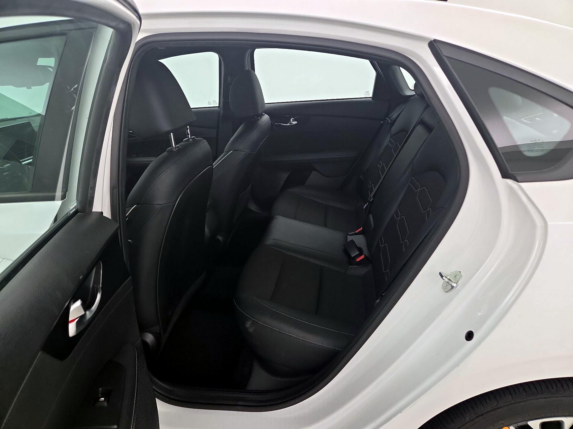 Thumbnail: 2023 Kia Forte - 20