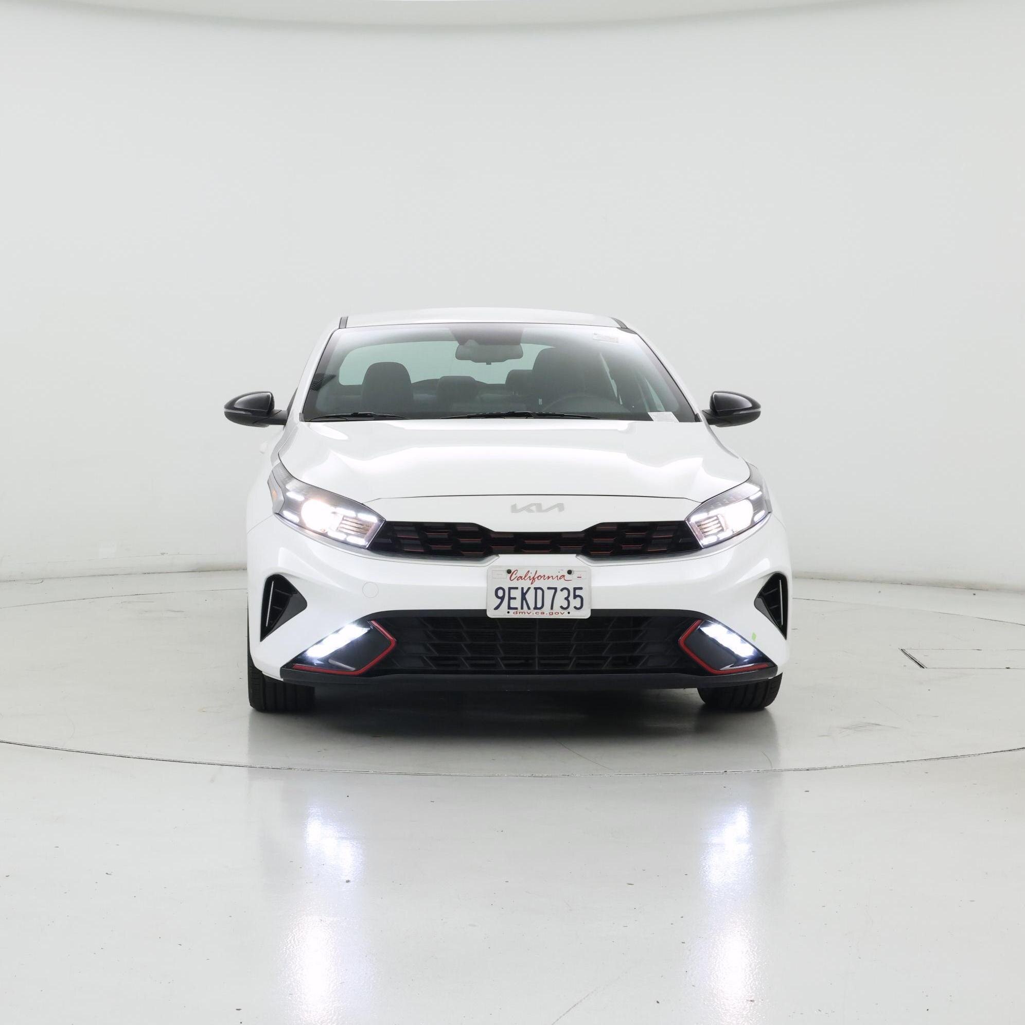 Thumbnail: 2023 Kia Forte - 5