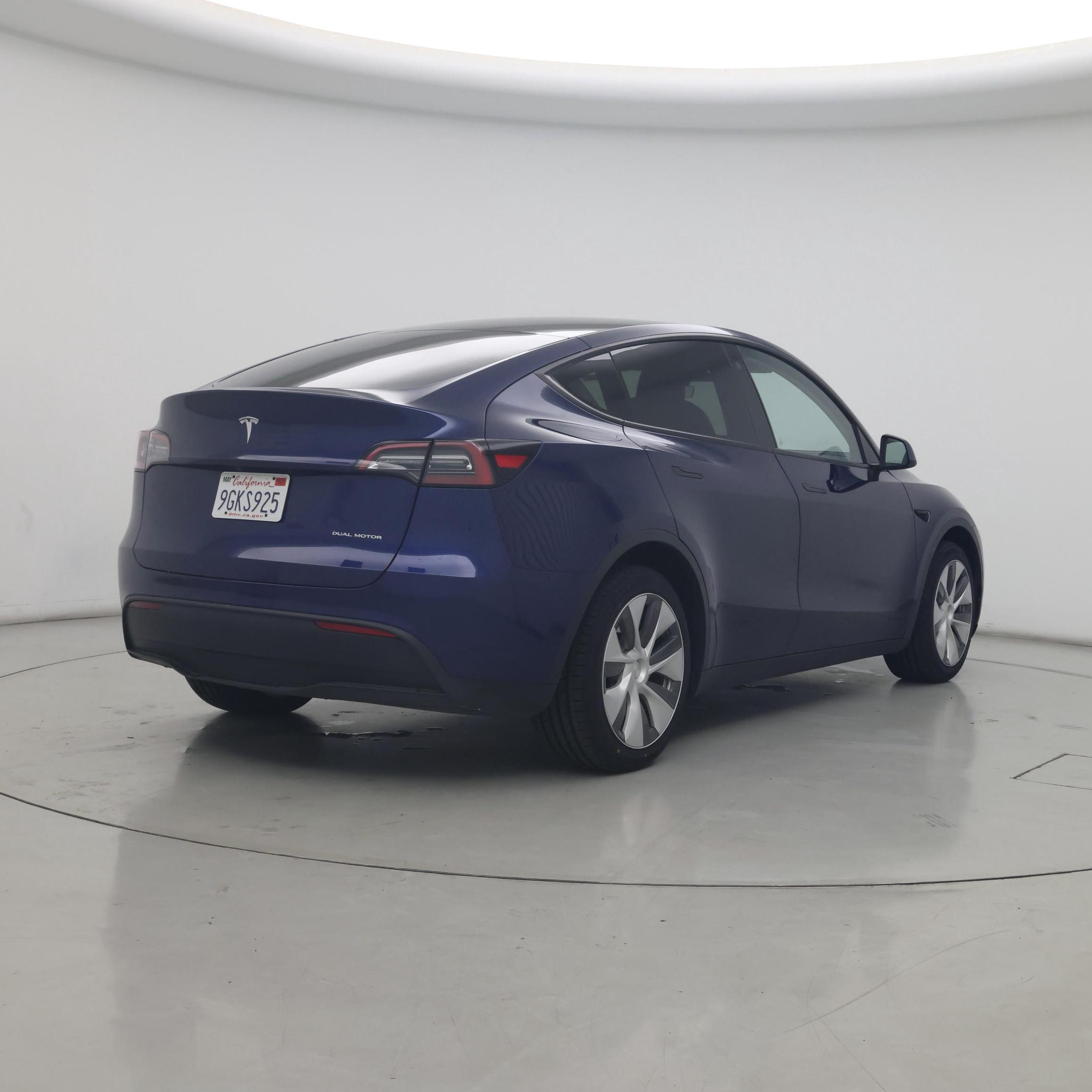 Thumbnail: 2023 Tesla Model Y - 8