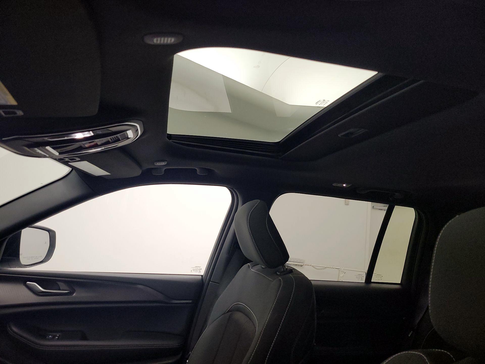 Thumbnail: 2025 Jeep Grand Cherokee - 19